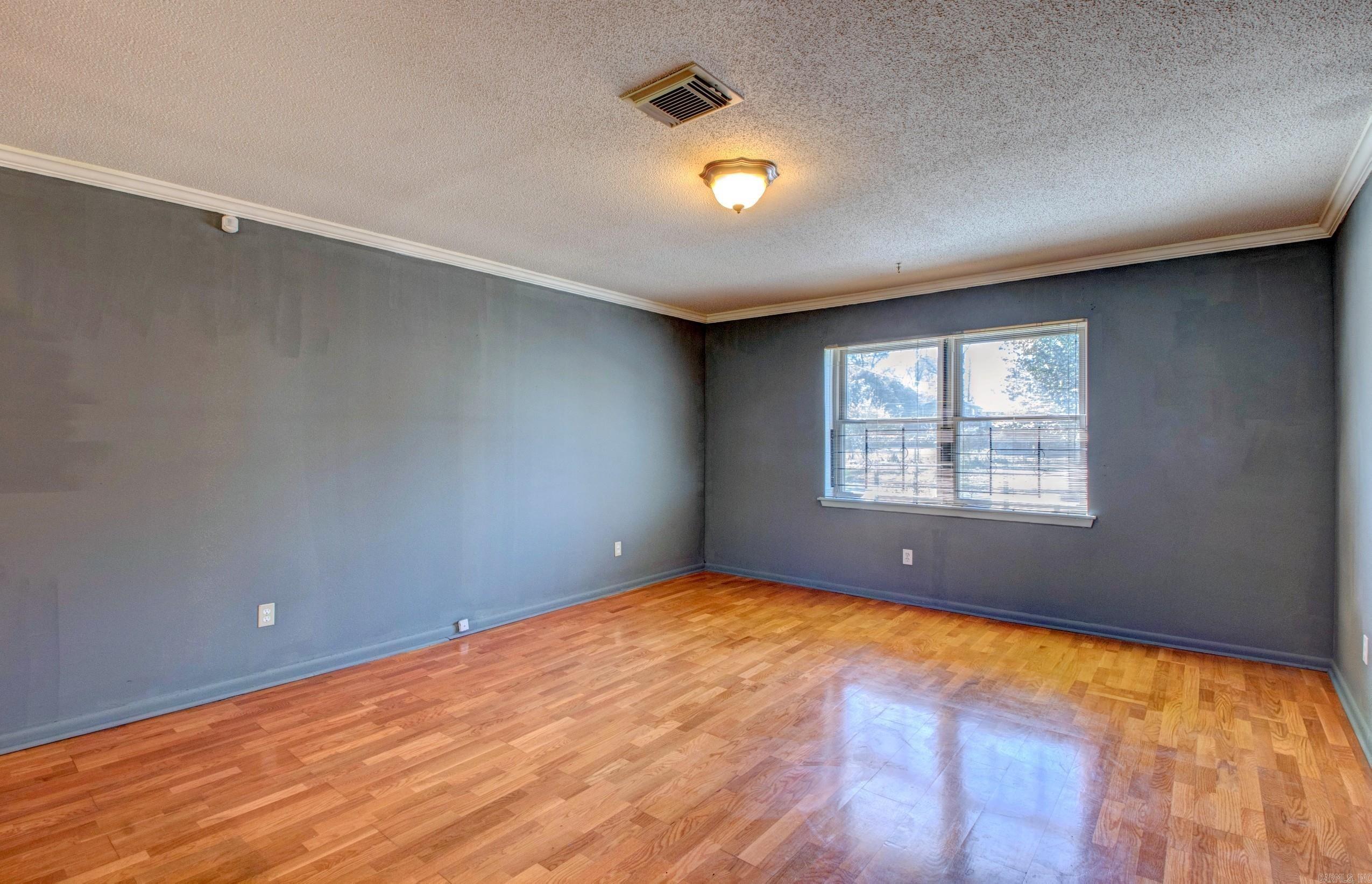 2023 S Izard St Little Rock, AR 72206