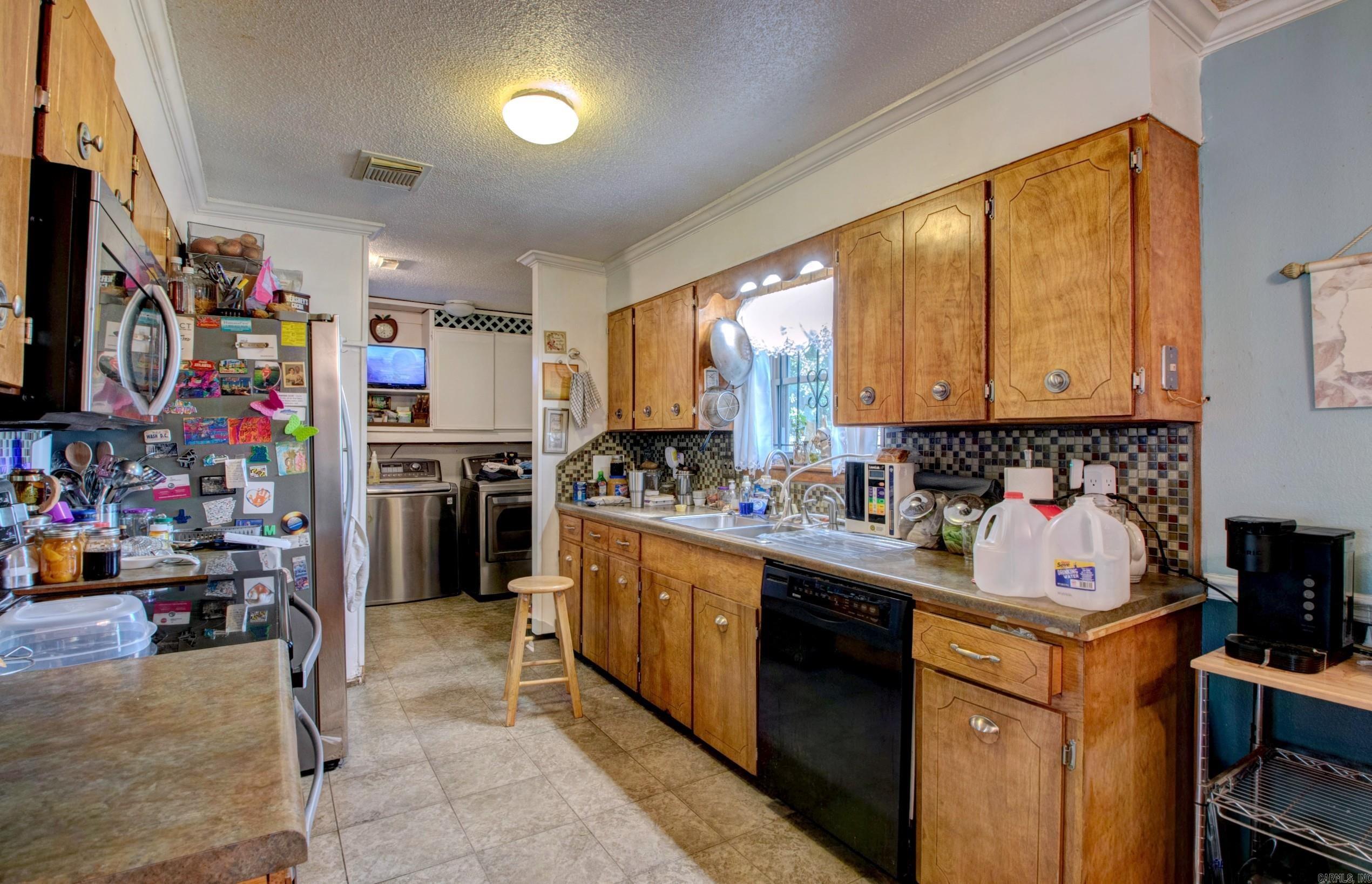 2023 S Izard St  Little Rock, AR