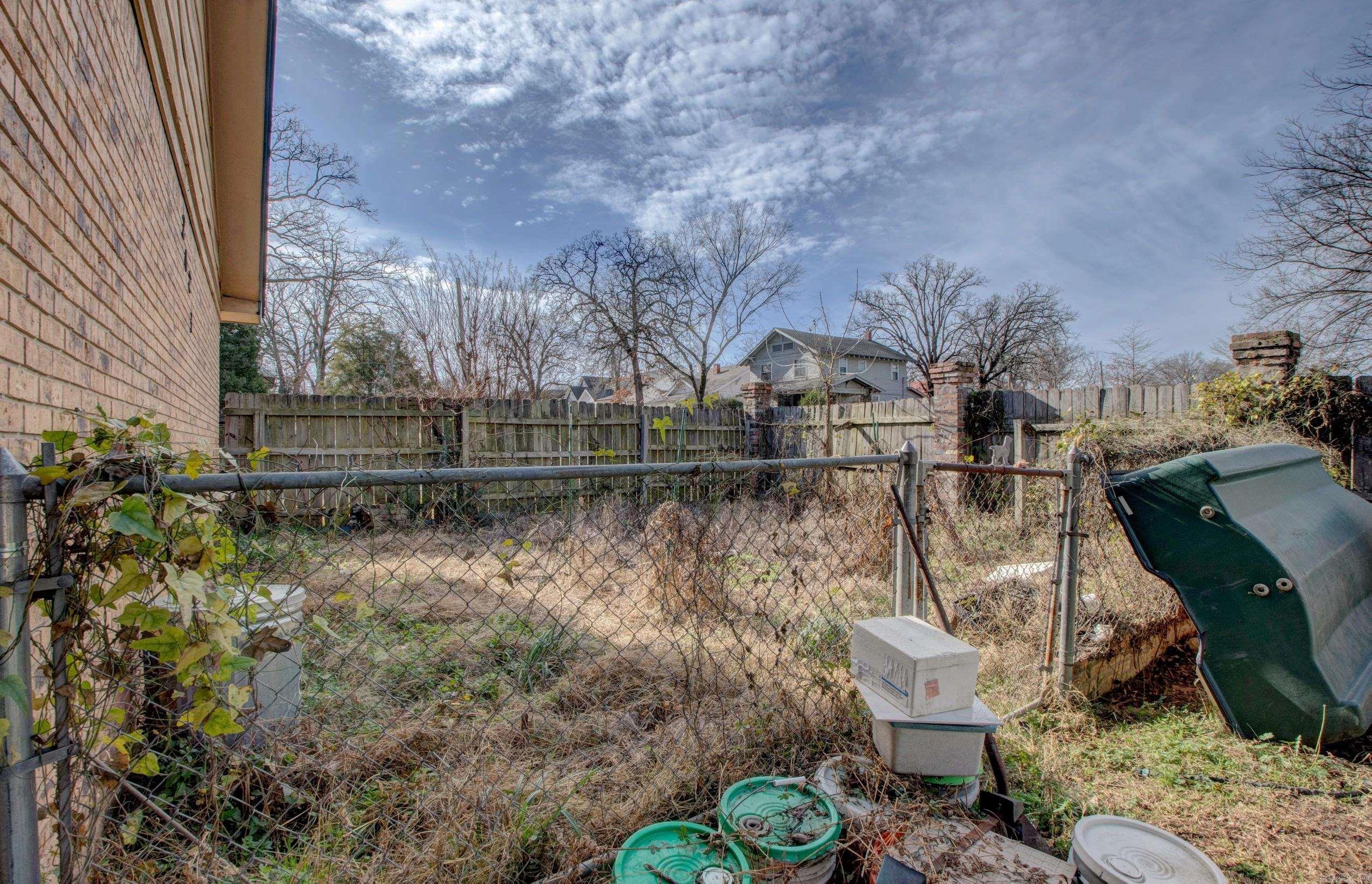 2023 S Izard St  Little Rock, AR