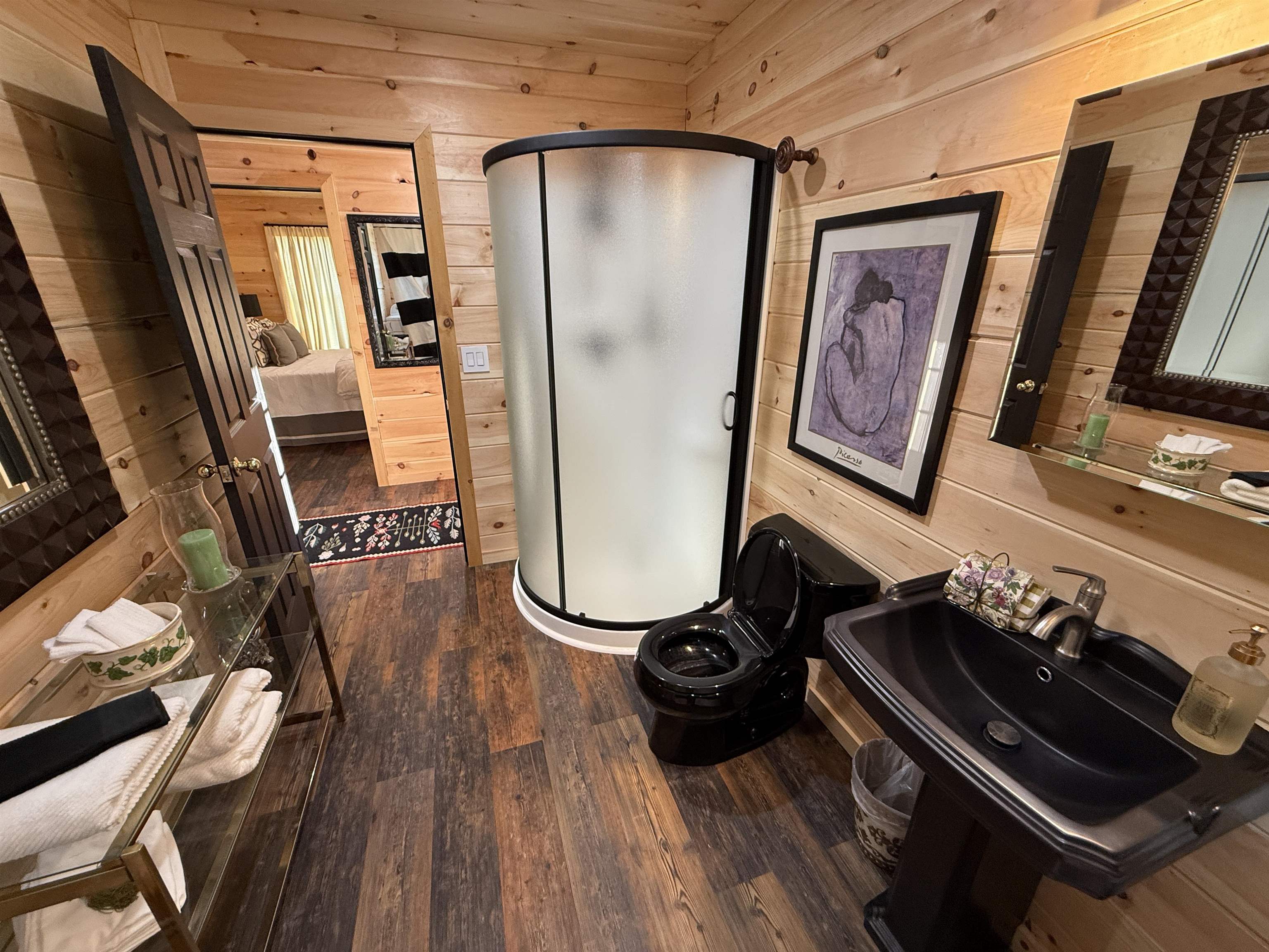 75 E Schoolhouse Hollow Road  Mountain View, AR