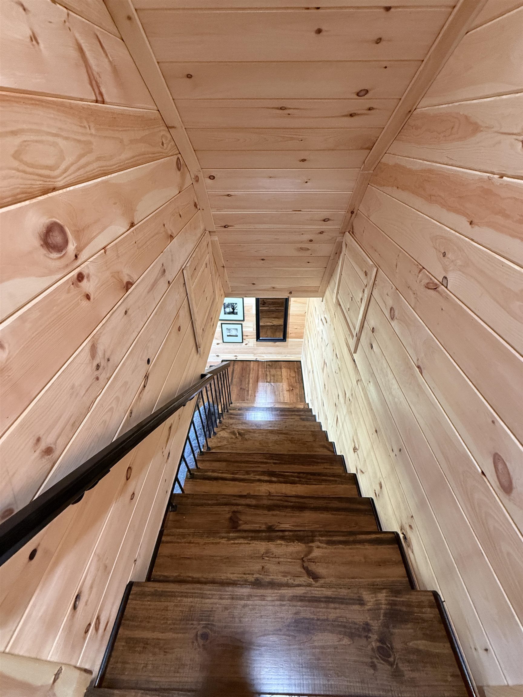 75 E Schoolhouse Hollow Road  Mountain View, AR