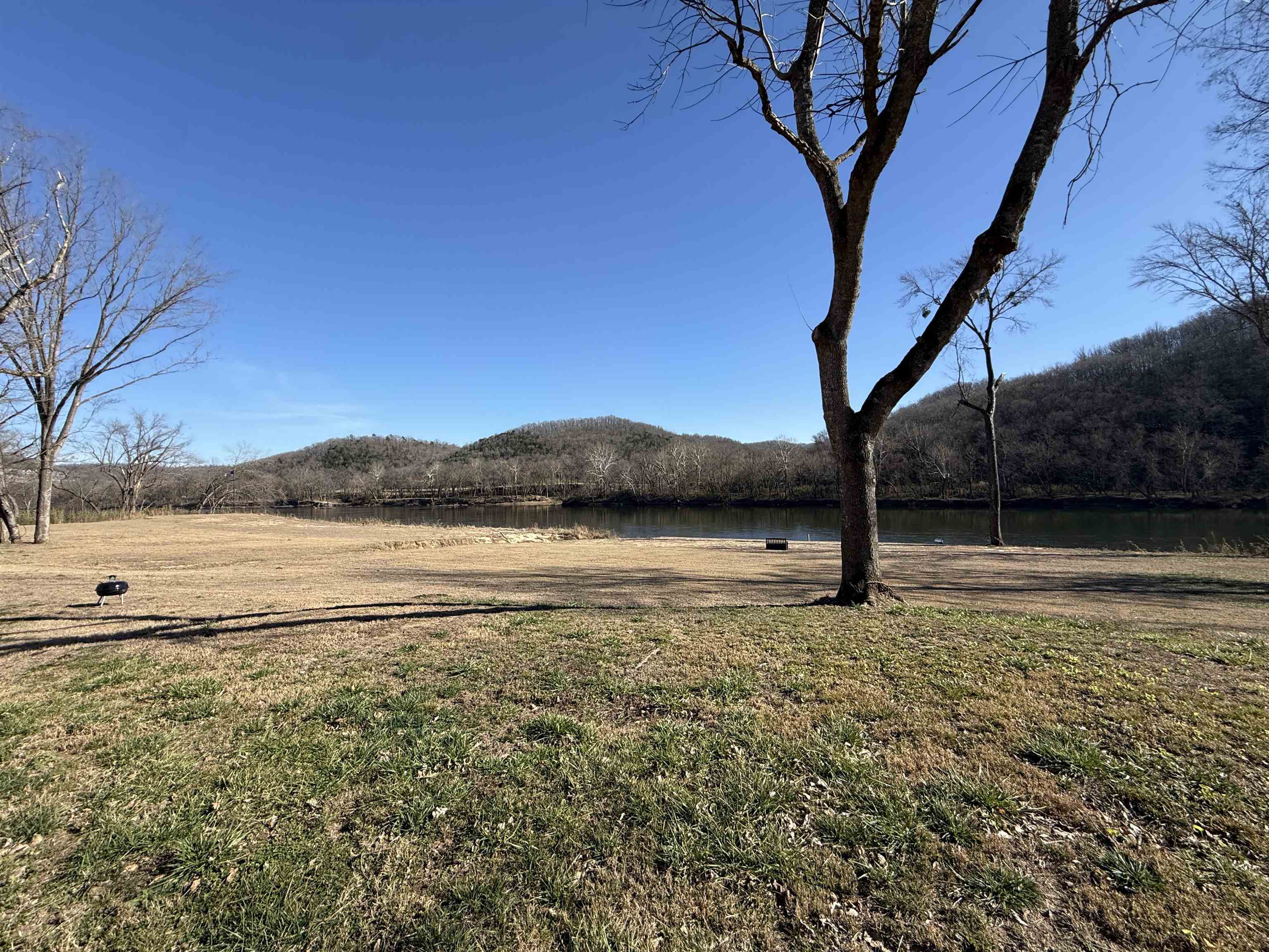 75 E Schoolhouse Hollow Road  Mountain View, AR