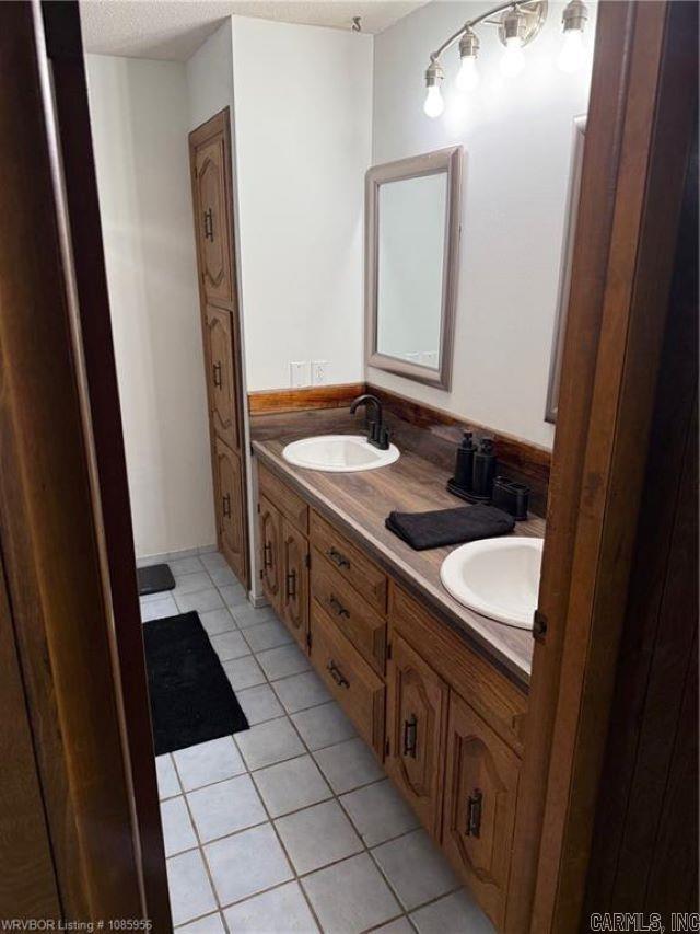 927 W Highway 64  Ozark, AR