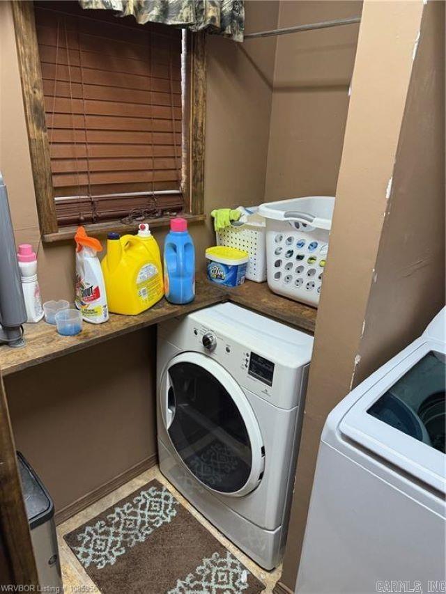 927 W Highway 64  Ozark, AR