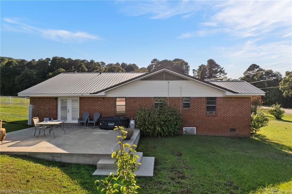 927 W Highway 64  Ozark, AR