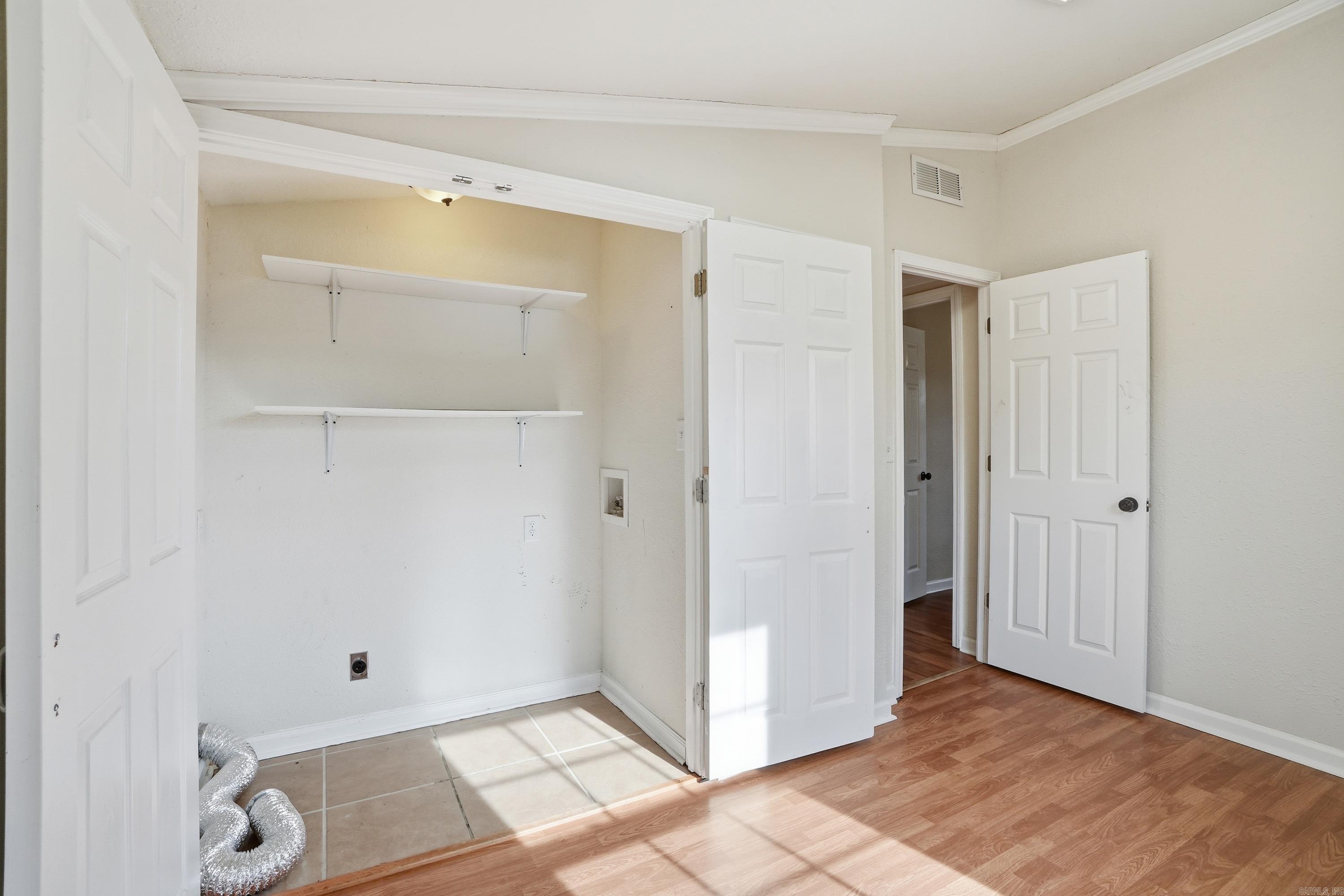 8911 and 8913 Johnson  Mabelvale, AR