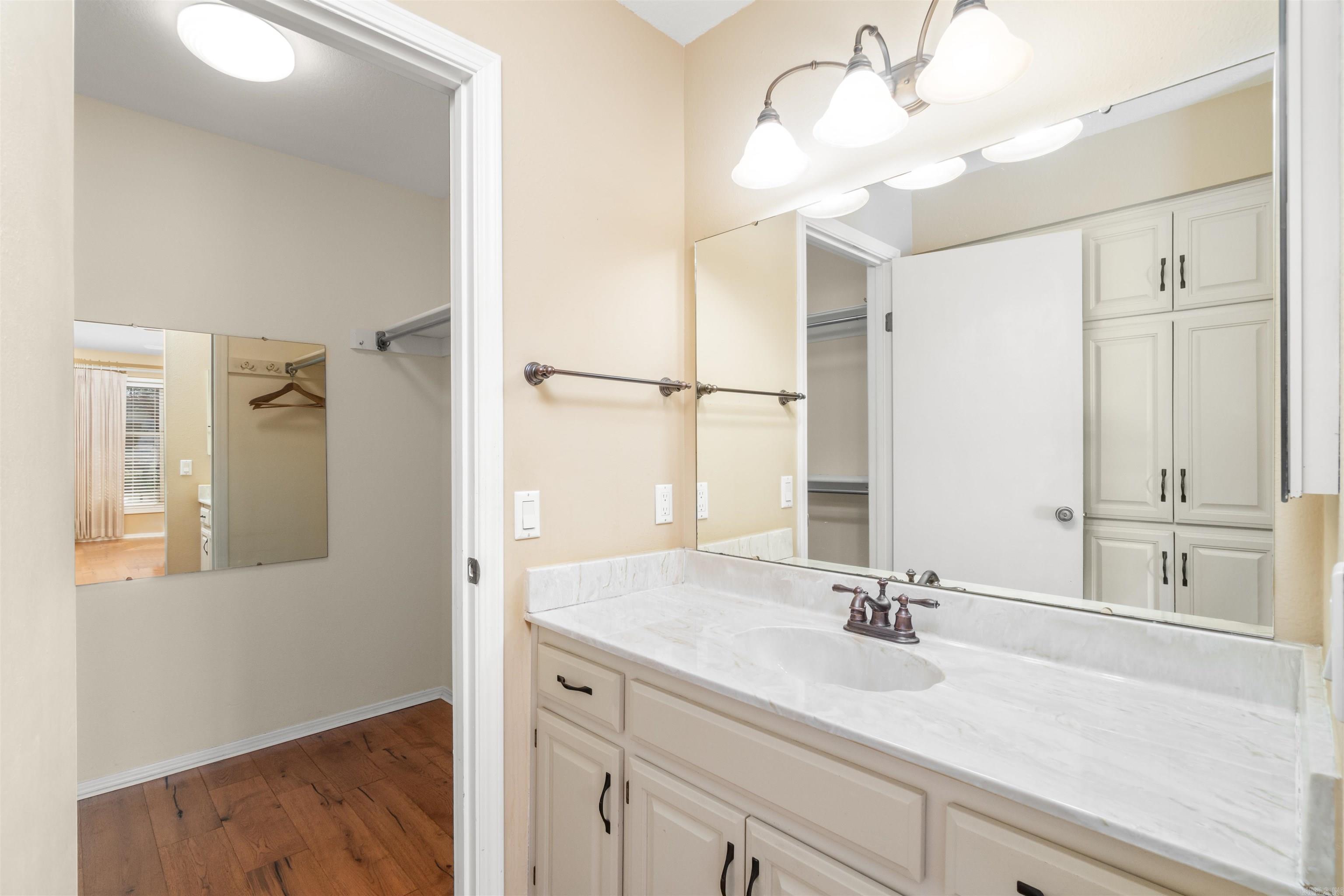 30 Esmeralda  Hot Springs Village, AR