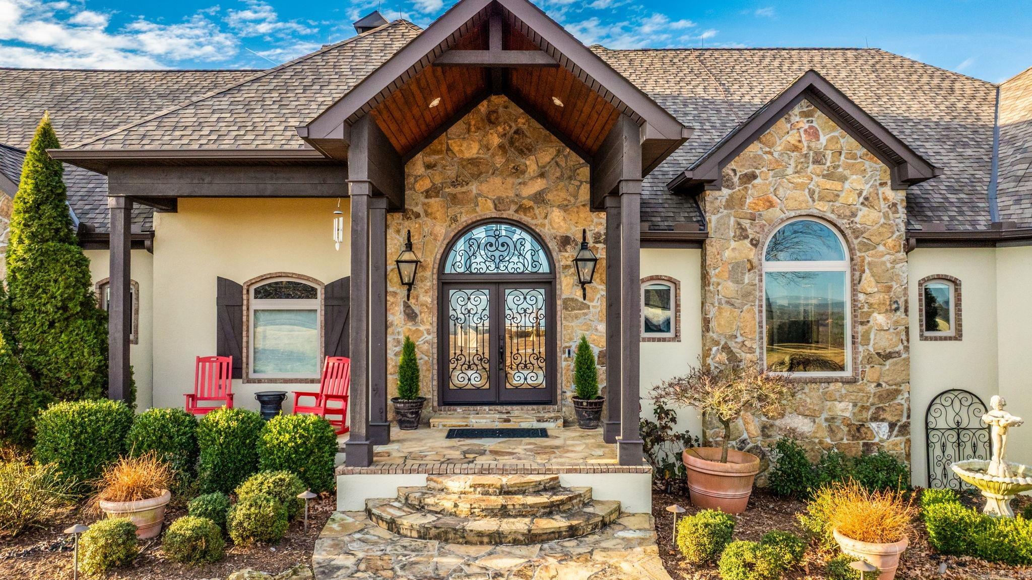 15716 Summit View  North Little Rock, AR