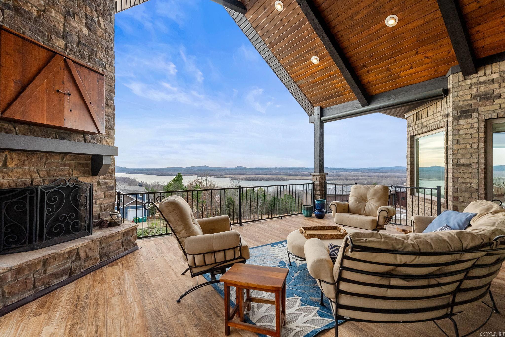 15716 Summit View  North Little Rock, AR