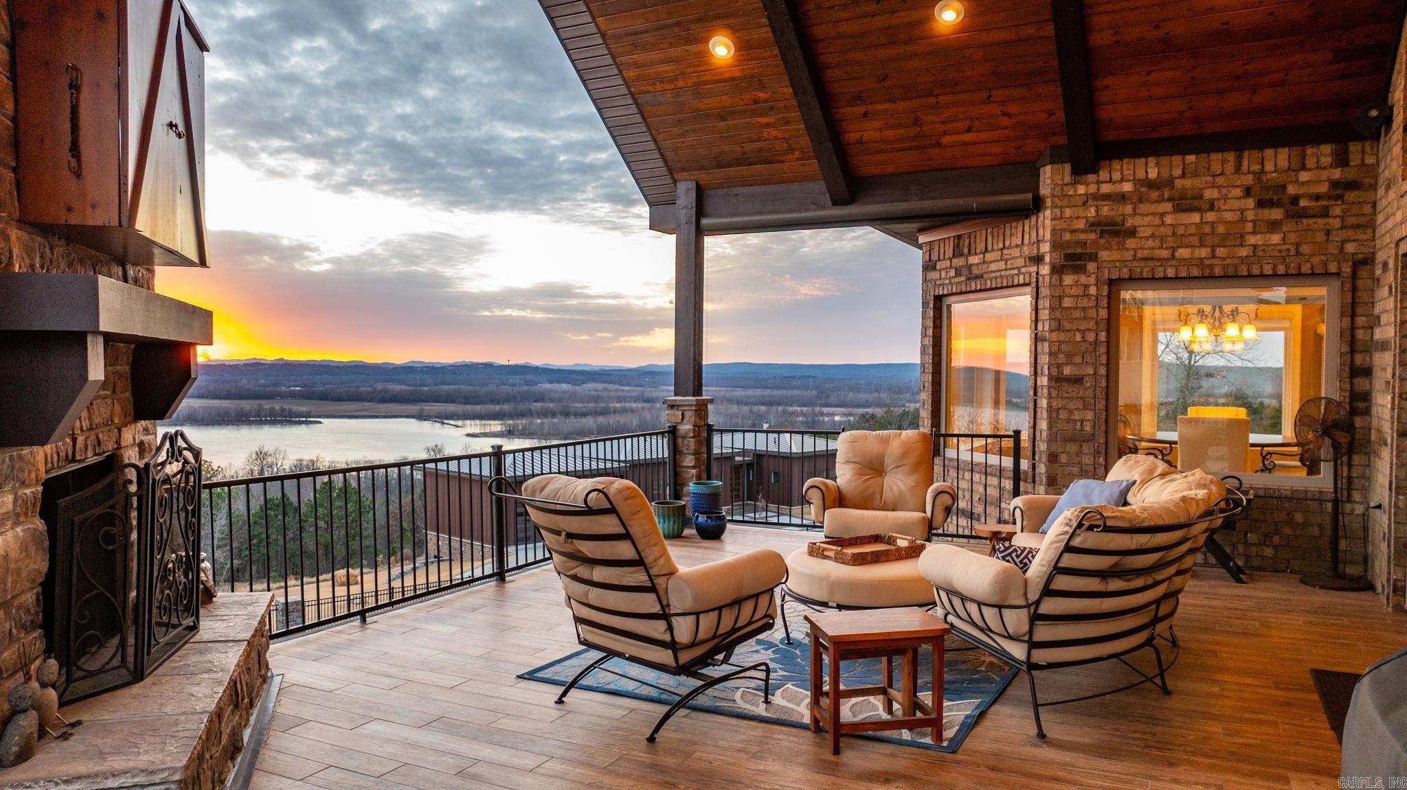 15716 Summit View  North Little Rock, AR