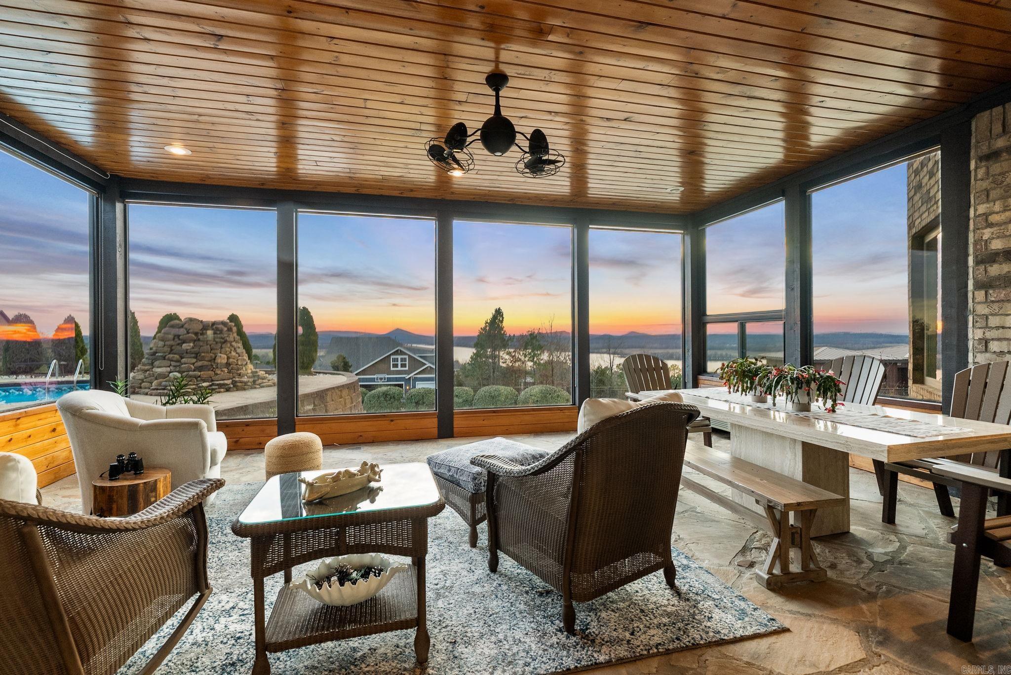 15716 Summit View  North Little Rock, AR