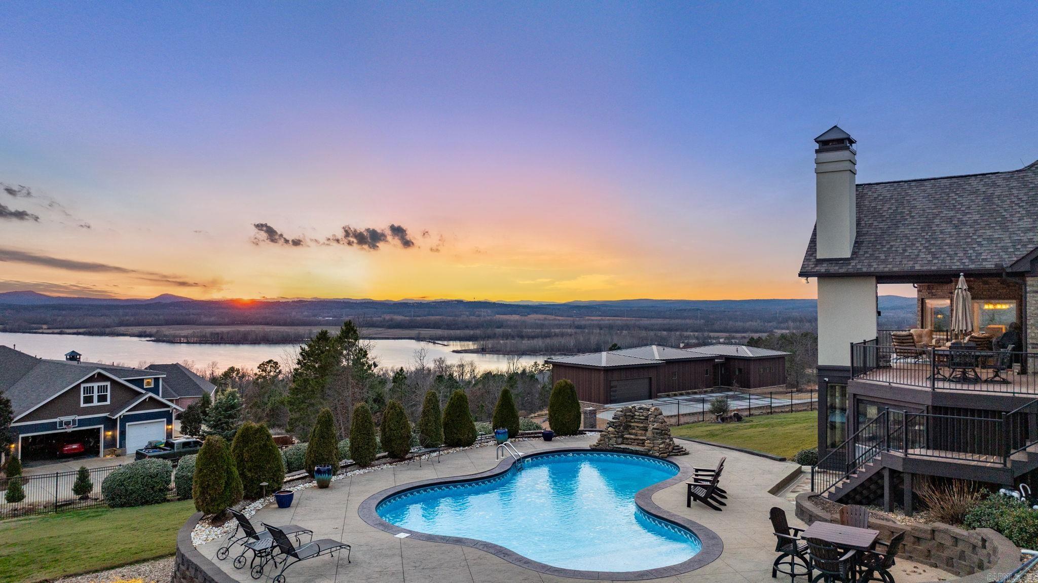 15716 Summit View  North Little Rock, AR