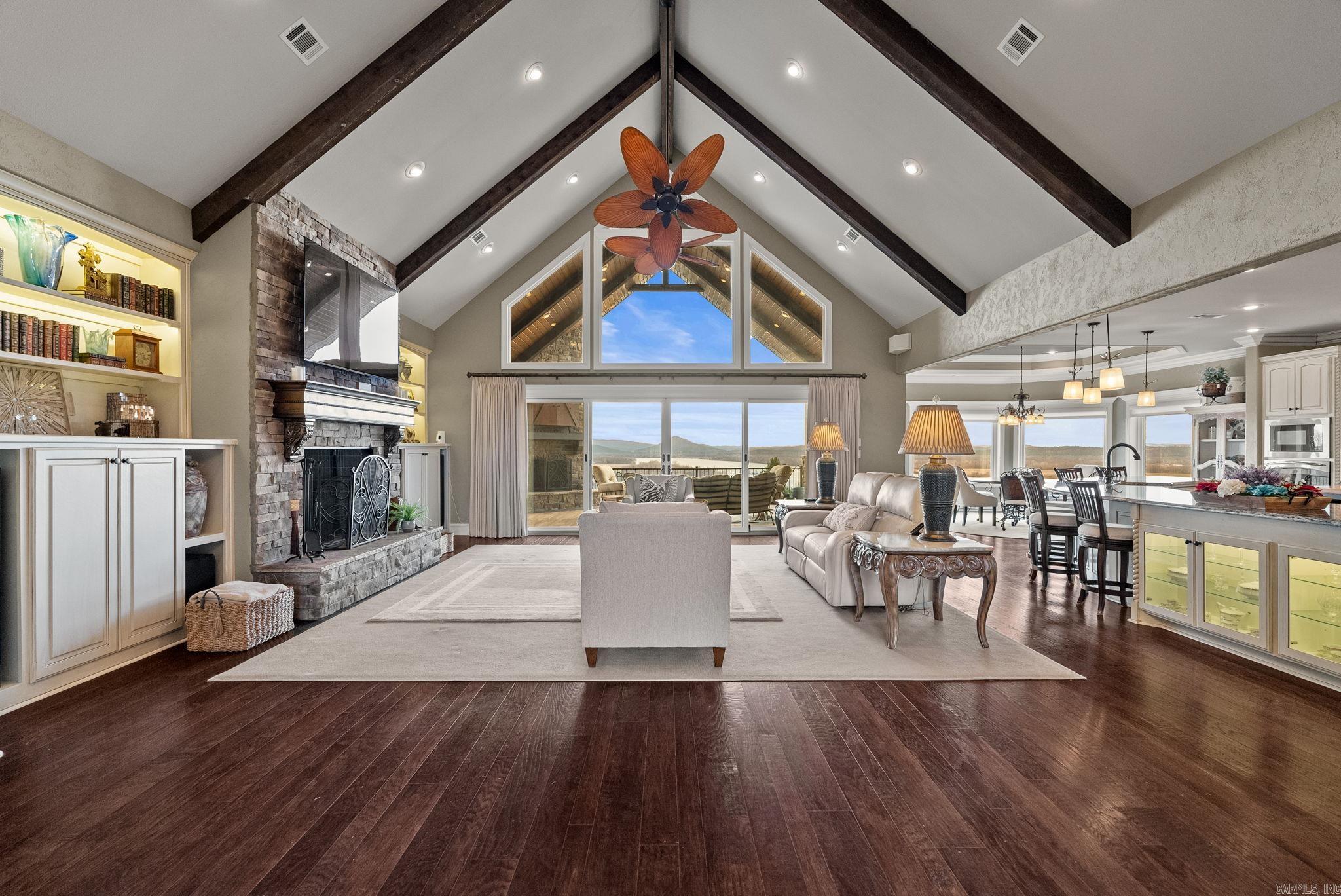 15716 Summit View  North Little Rock, AR