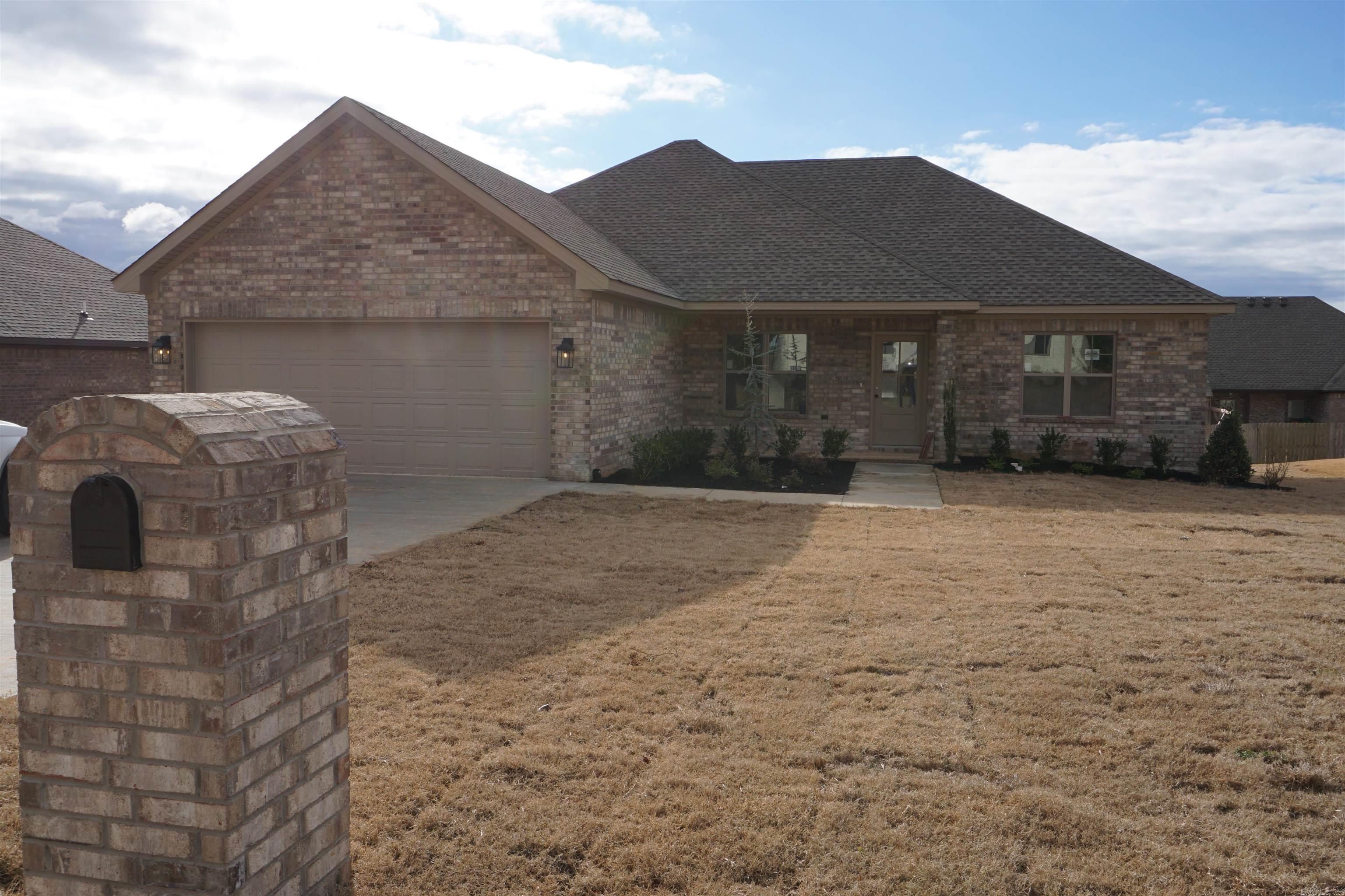 1061 Mark Cir  Jonesboro, AR