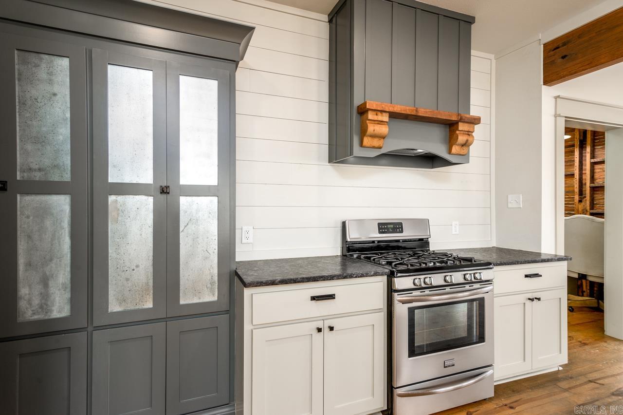 846 Donaghey  Conway, AR