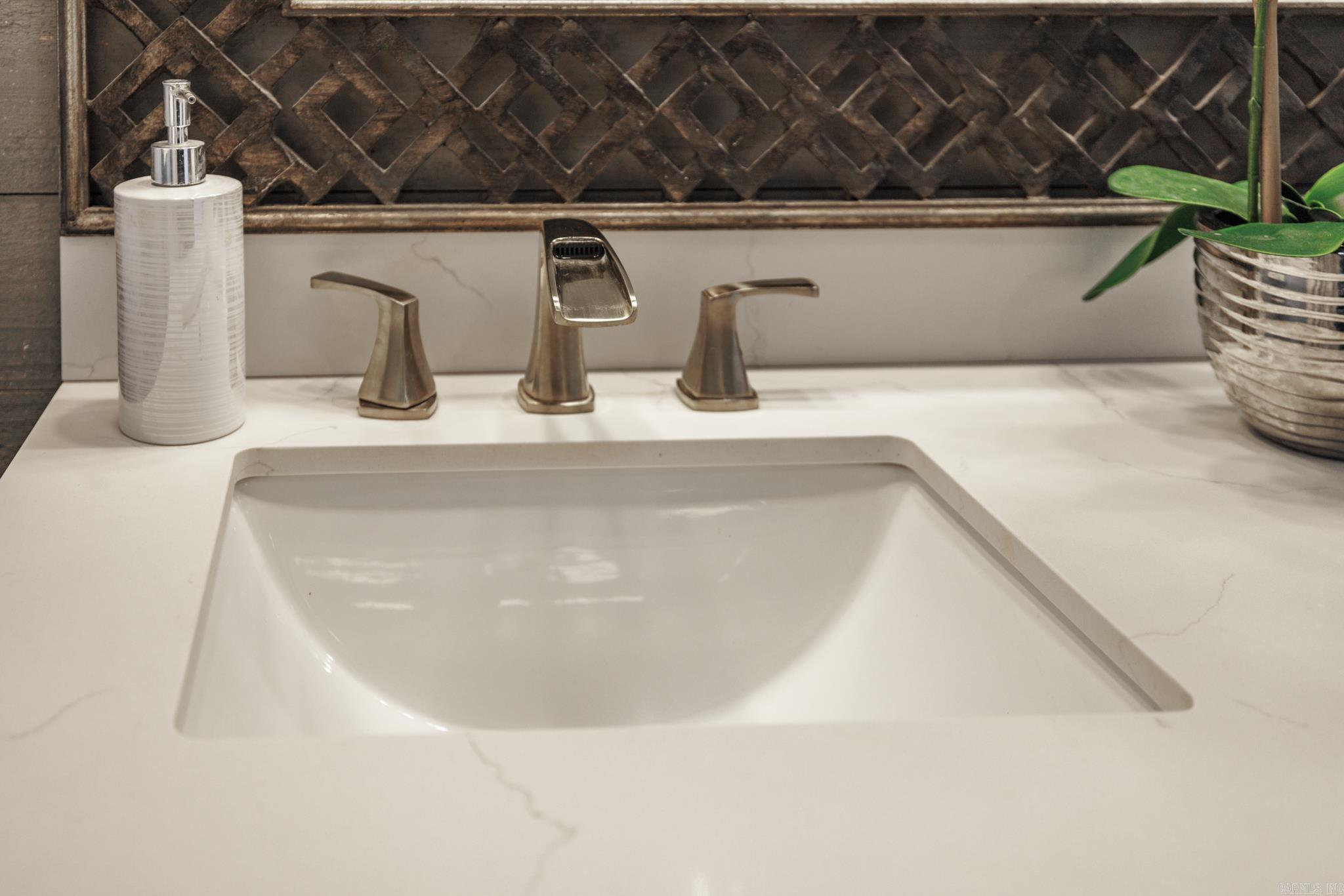 8 Sonora Way  Hot Springs Village, AR