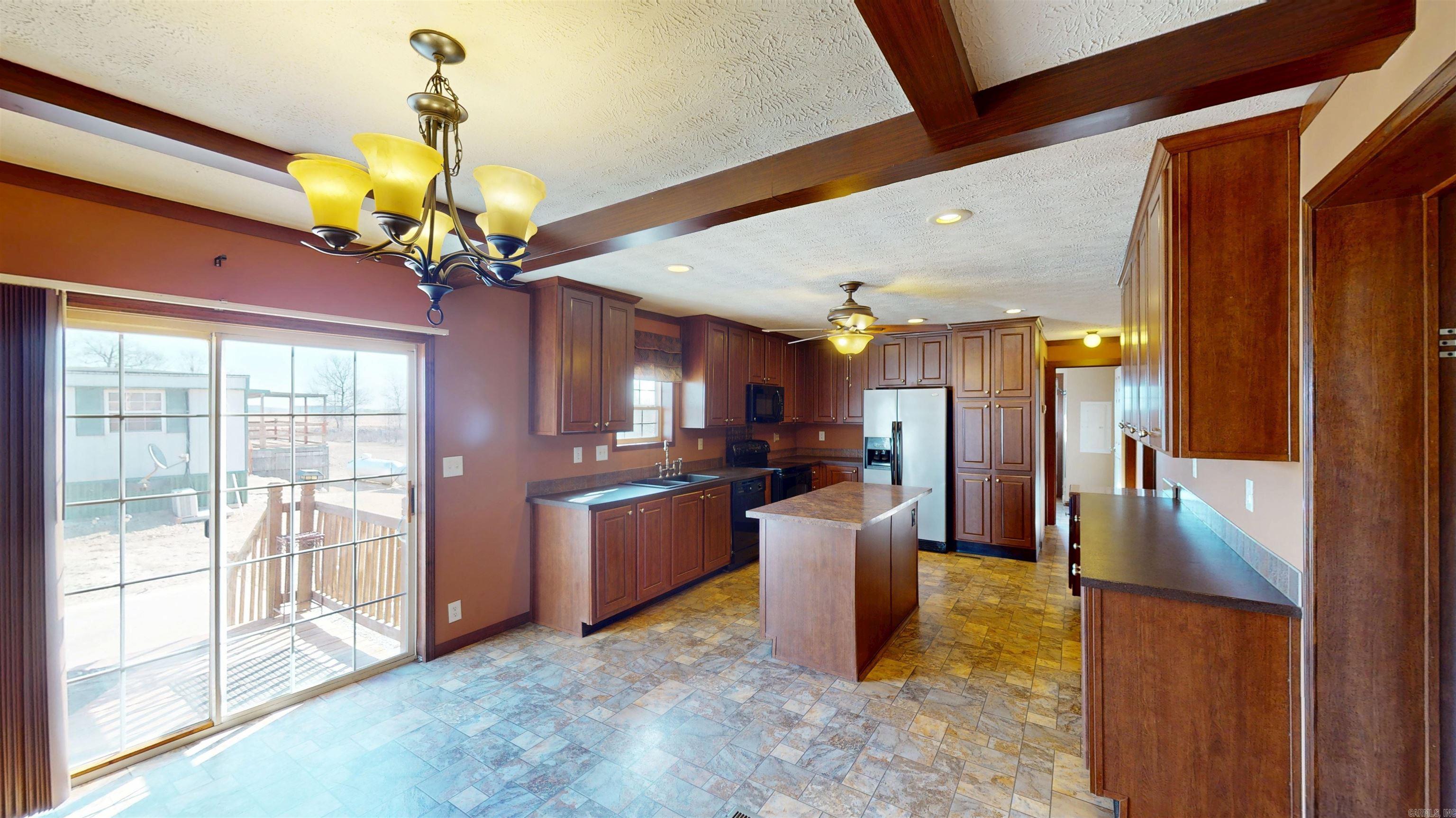 1384/1386 County Road 131  Corning, AR