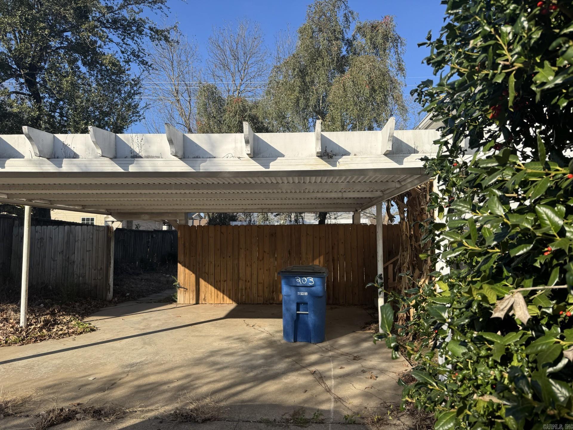 203 W Scenic  North Little Rock, AR