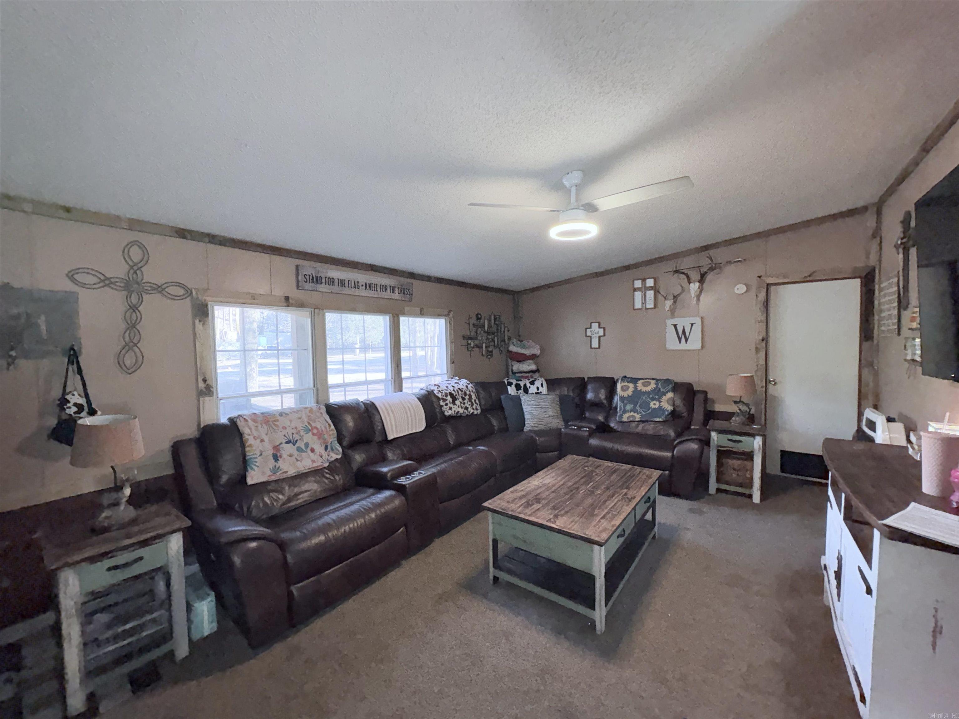 140 Whispering Oak  Searcy, AR