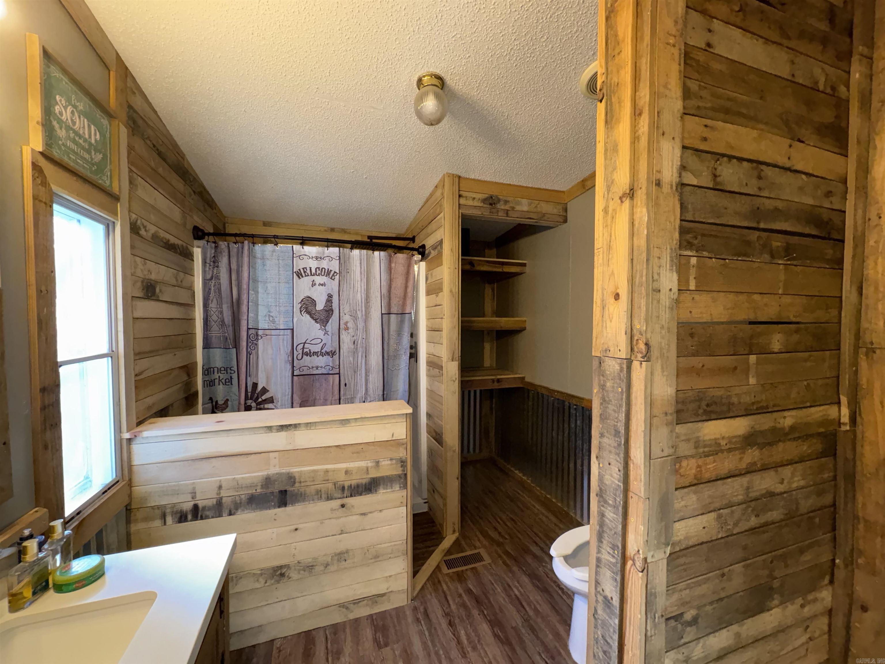 140 Whispering Oak  Searcy, AR