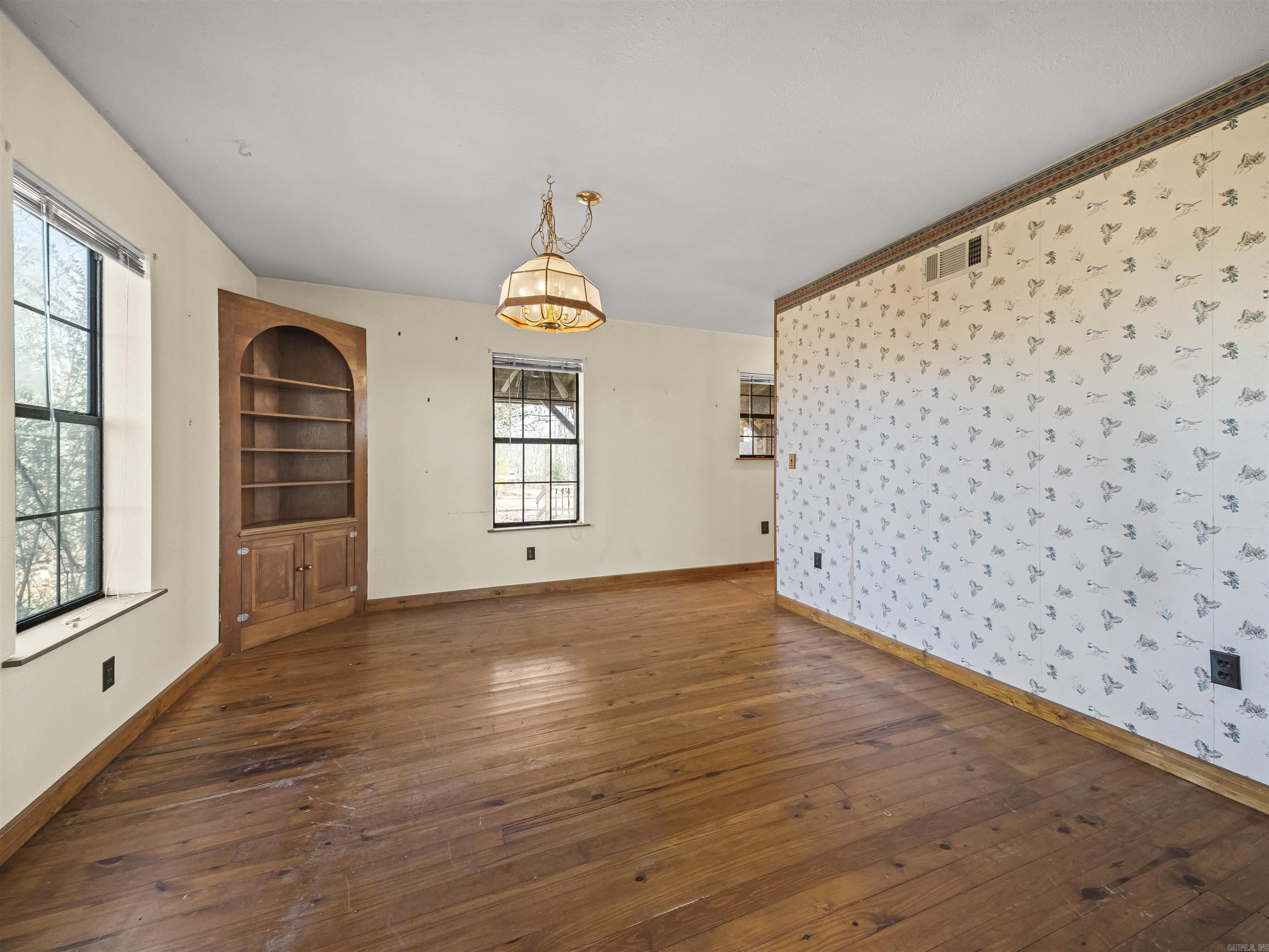 18204 N Lake Norrell  Alexander, AR