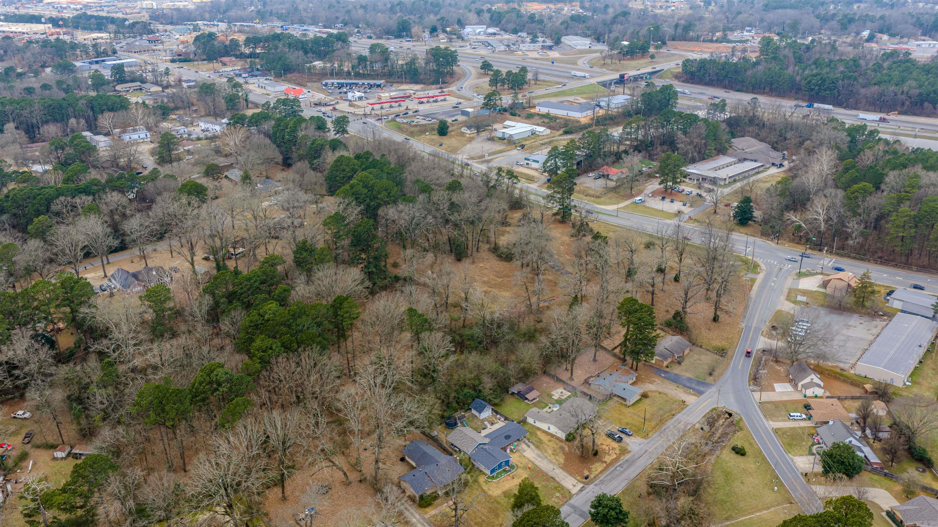 2409 Military  Benton, AR