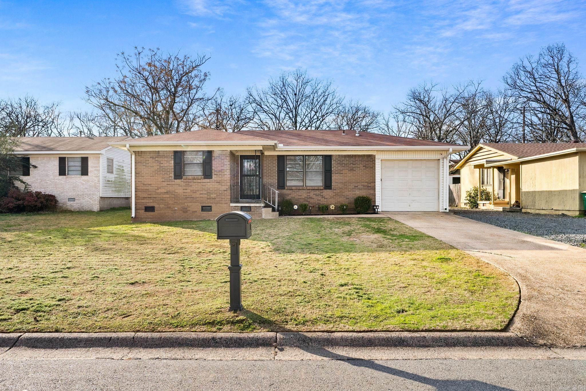 8705 Claremont Ave  Sherwood, AR