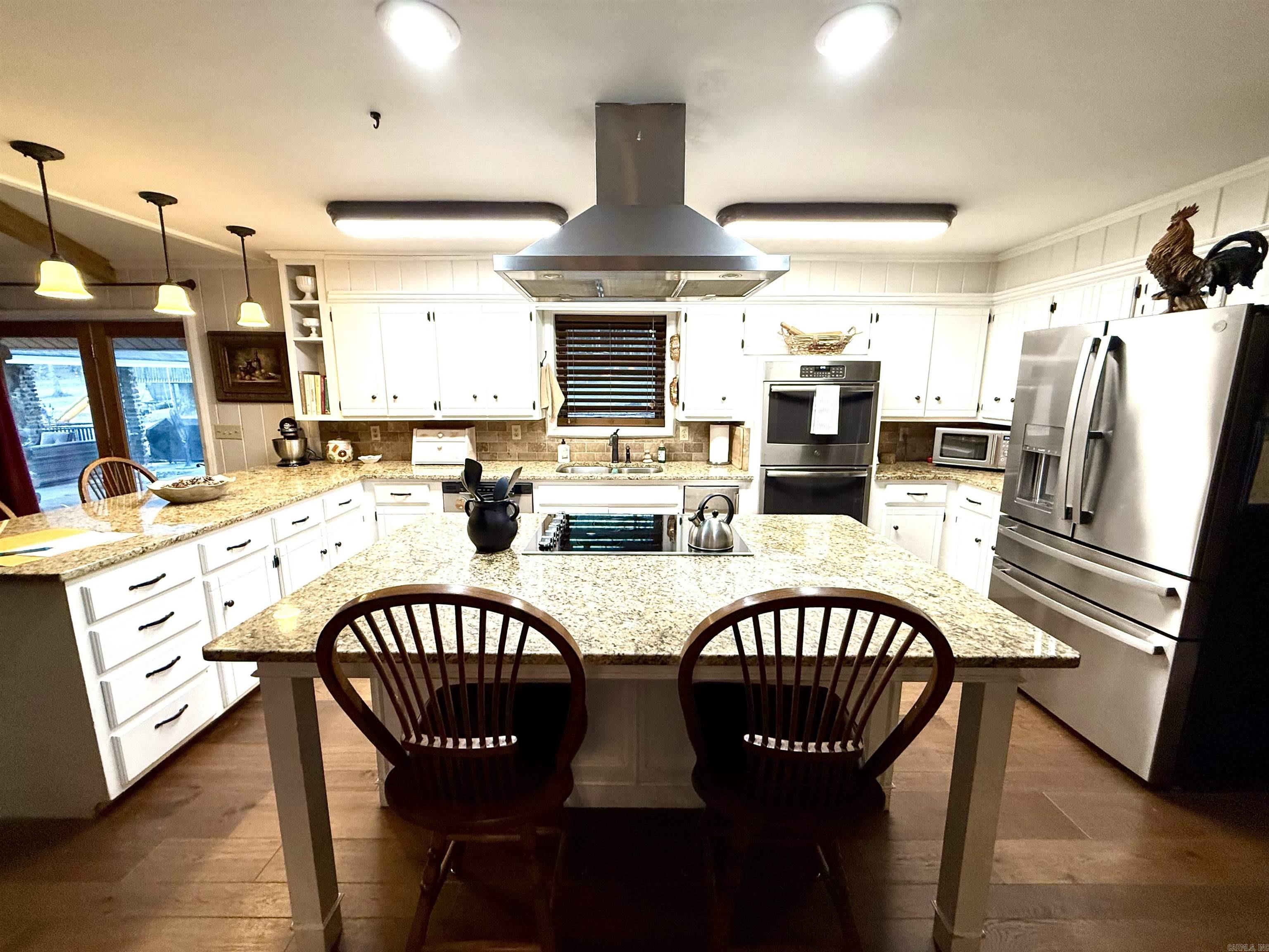 247 CR 2602  Knoxville, AR