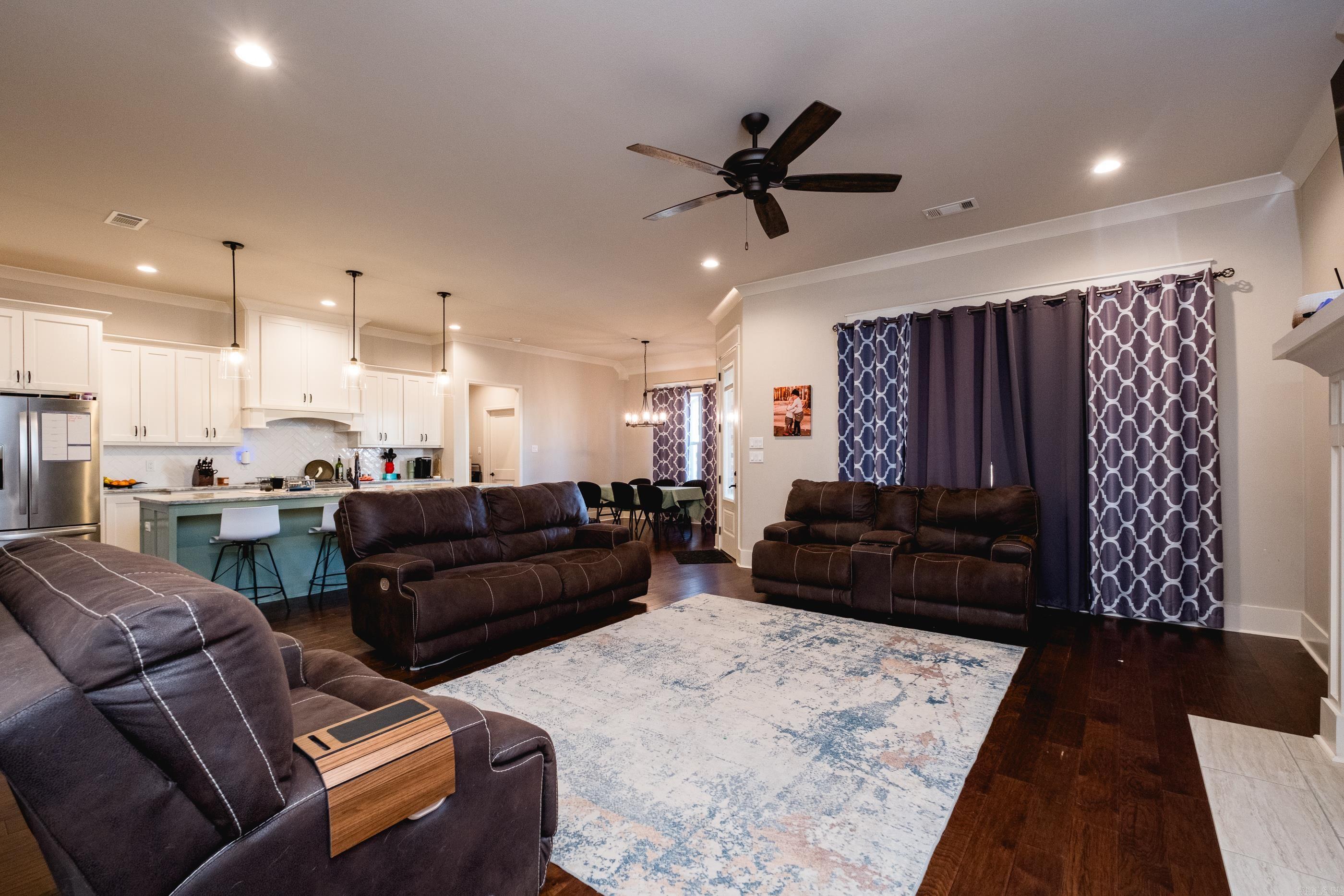 885 Oak Forest  Sherwood, AR