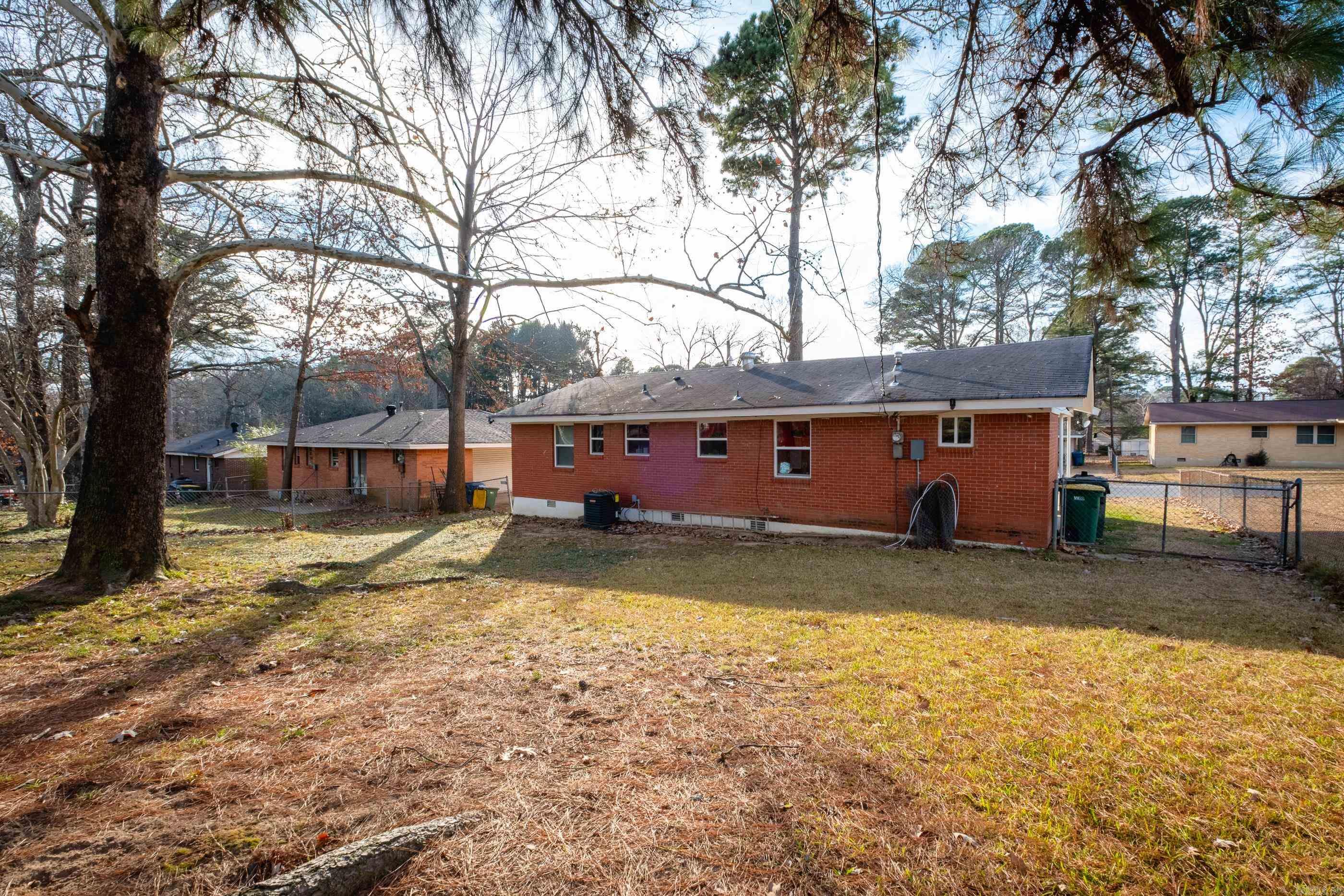 7109 Westmar  Little Rock, AR