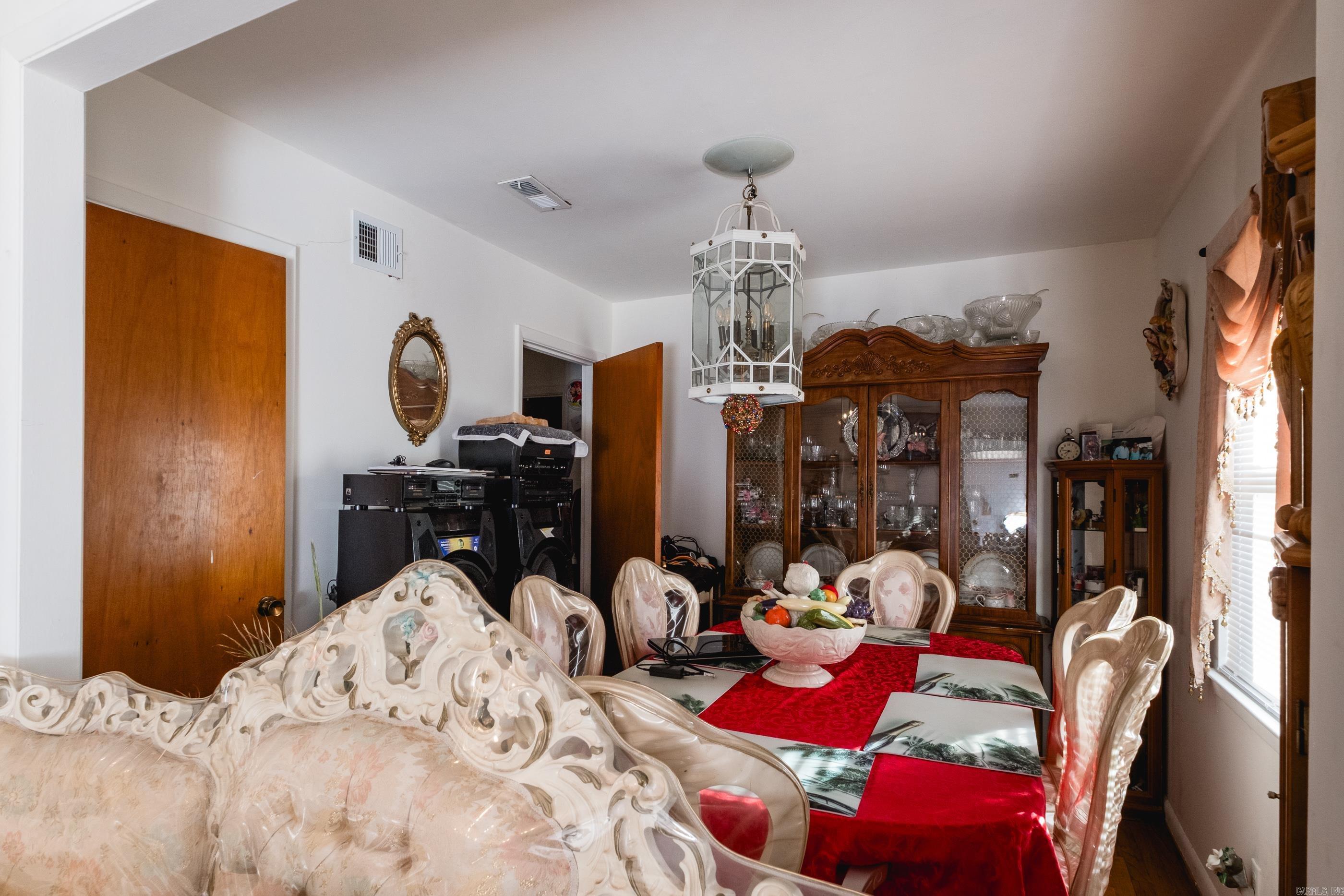 7109 Westmar  Little Rock, AR