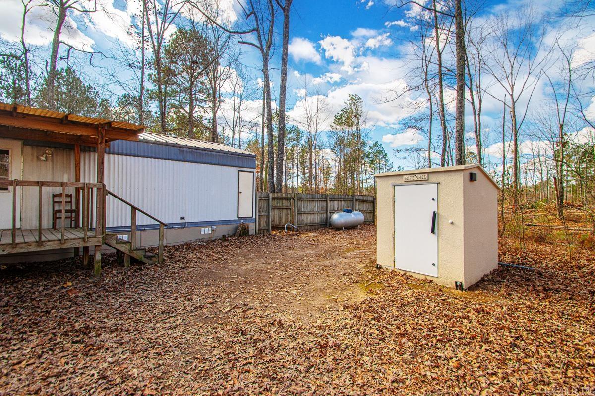 19921 Philis Dr  Hensley, AR