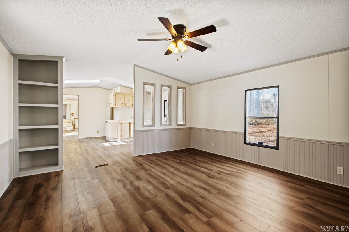 19921 Philis Dr  Hensley, AR