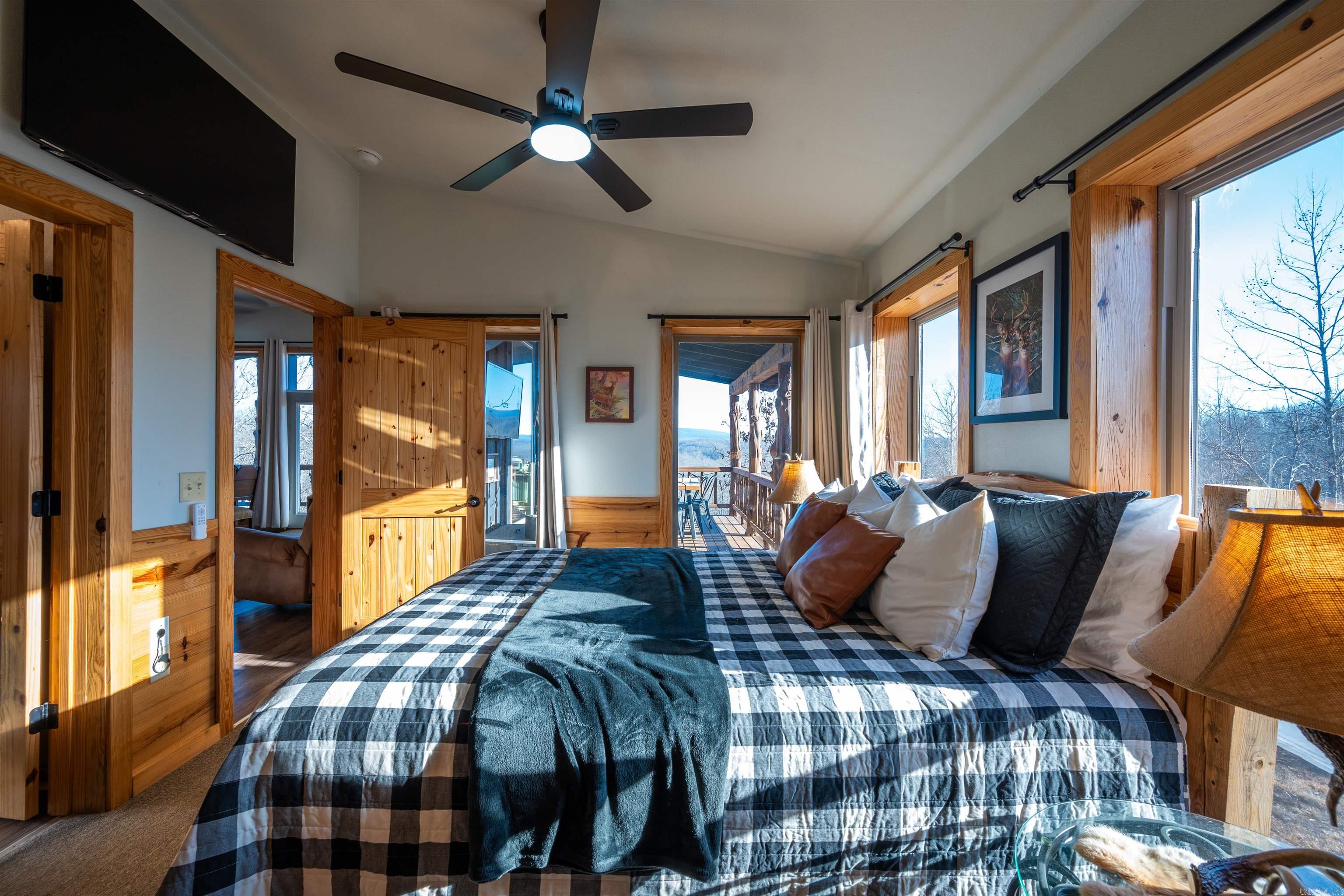 627 Mountain Crest  Mountain View, AR