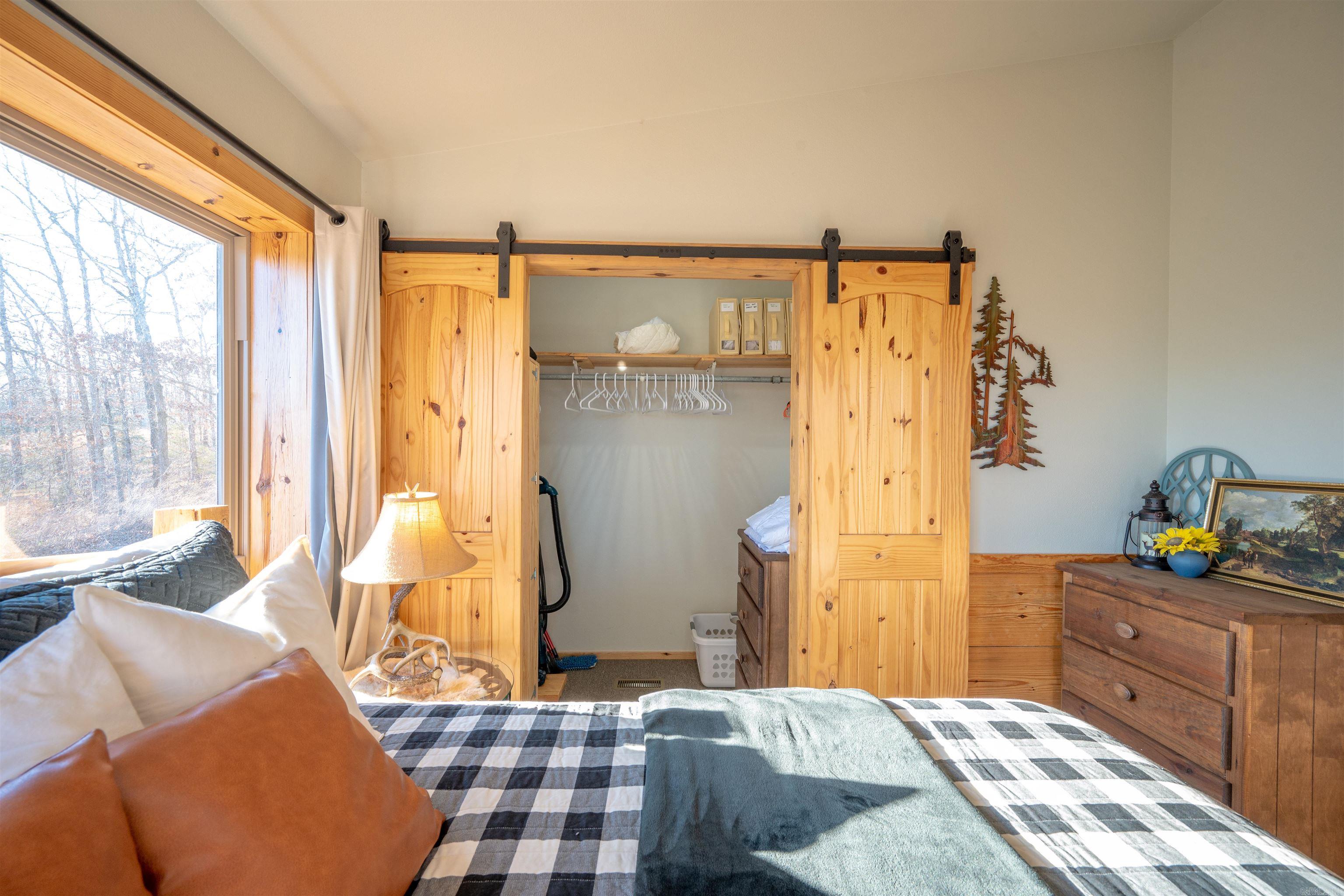 627 Mountain Crest  Mountain View, AR