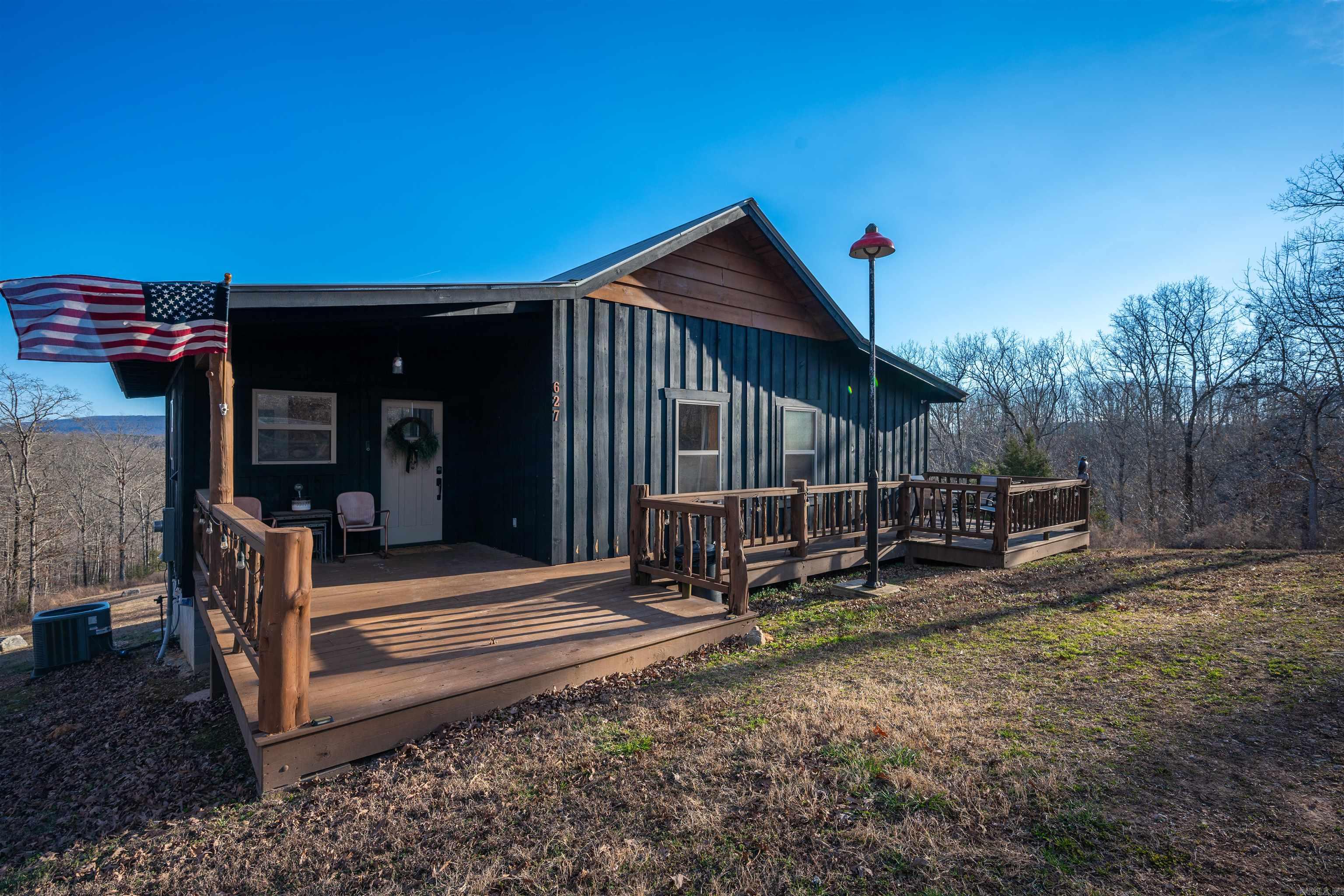 627 Mountain Crest  Mountain View, AR