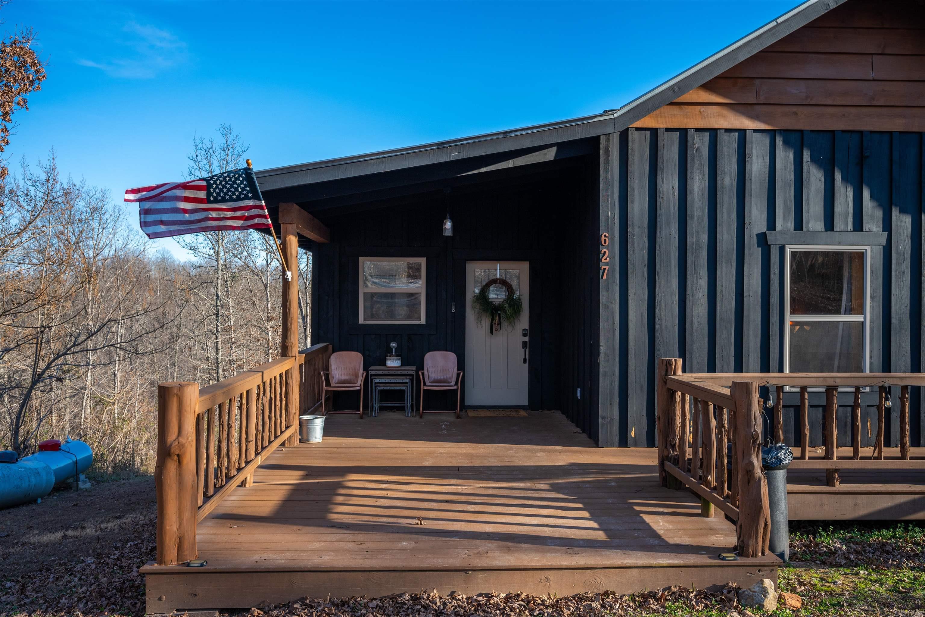 627 Mountain Crest  Mountain View, AR