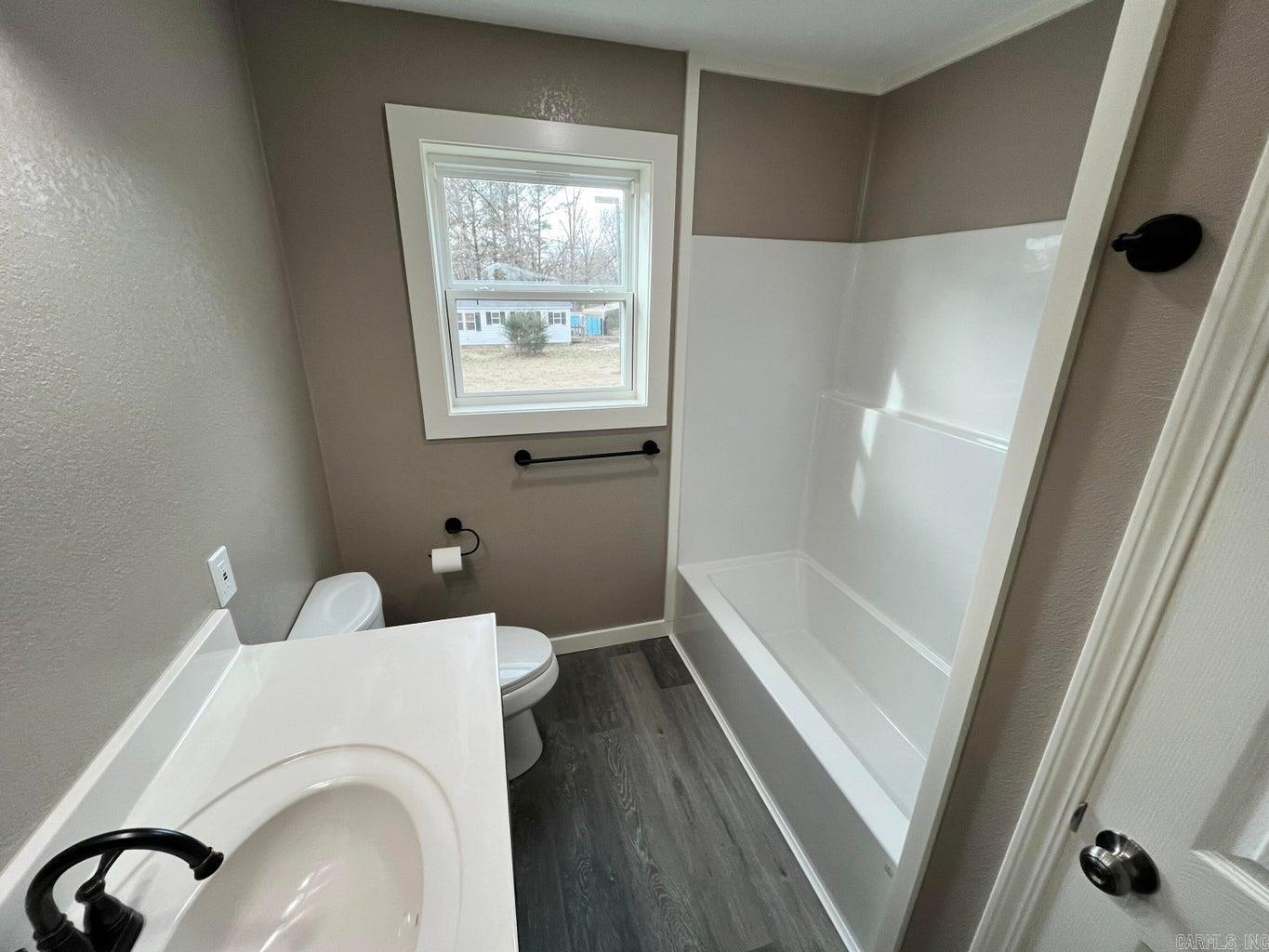 110 W 7th  Newark, AR