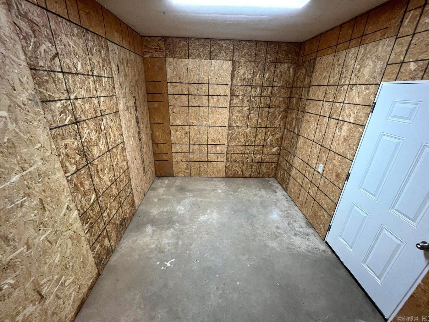 110 W 7th  Newark, AR