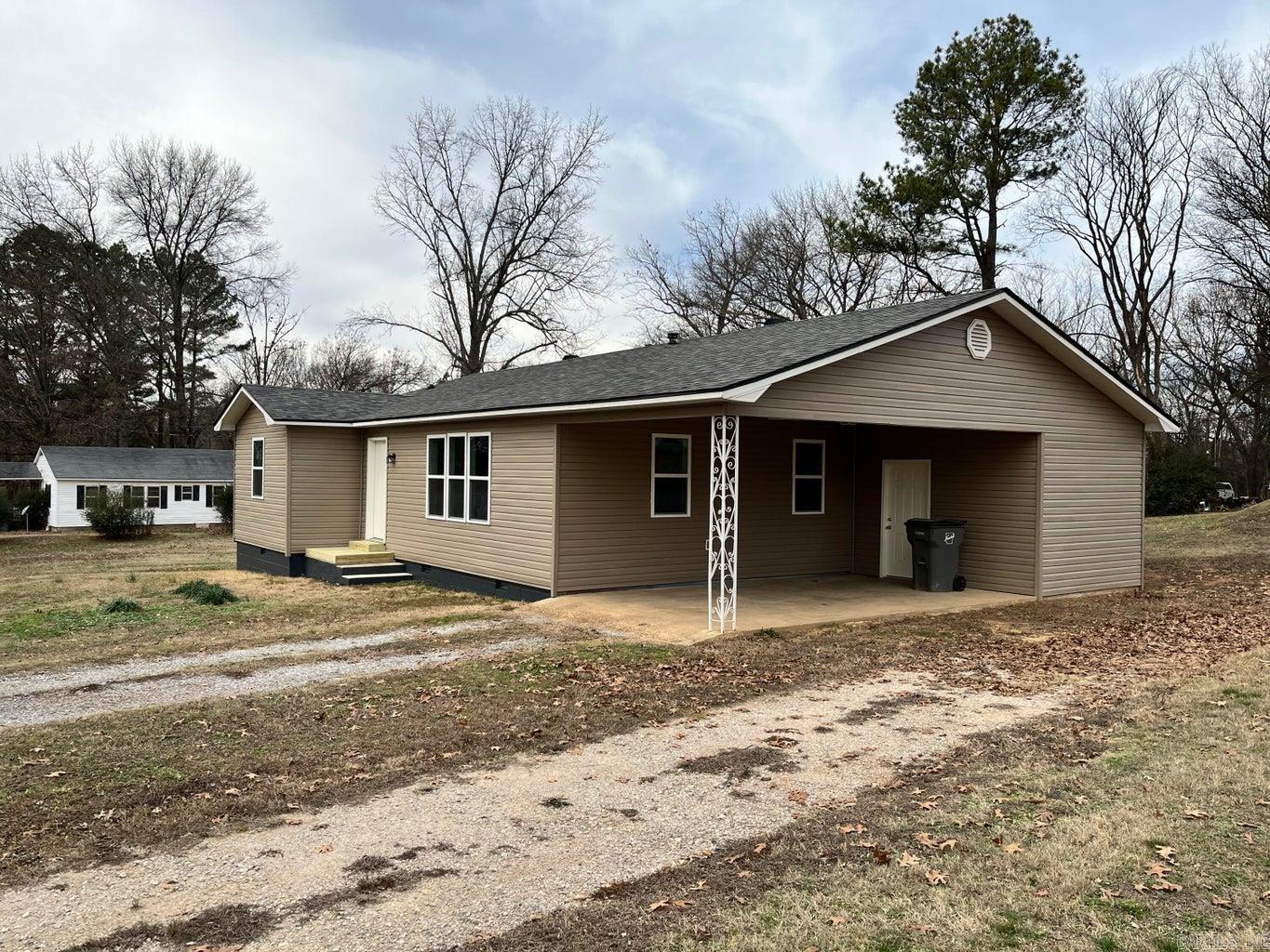 110 W 7th  Newark, AR