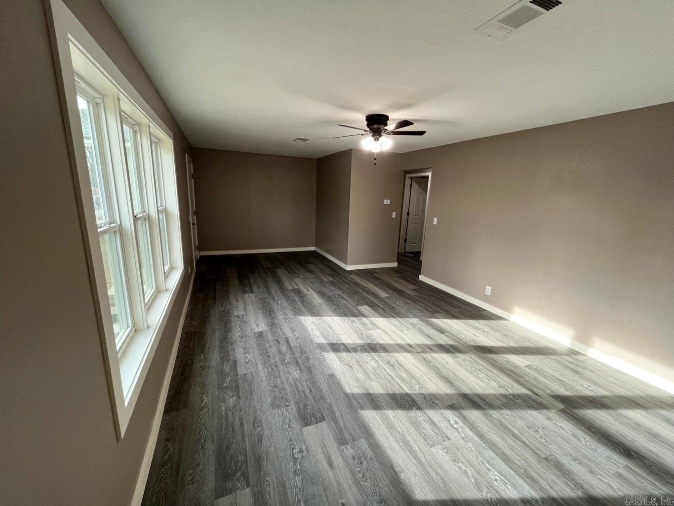 110 W 7th  Newark, AR