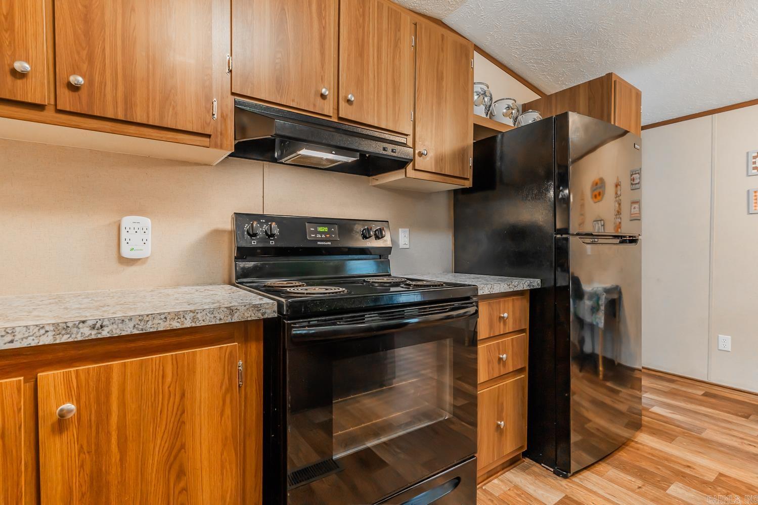 27 Valley Heart Drive  Highland, AR