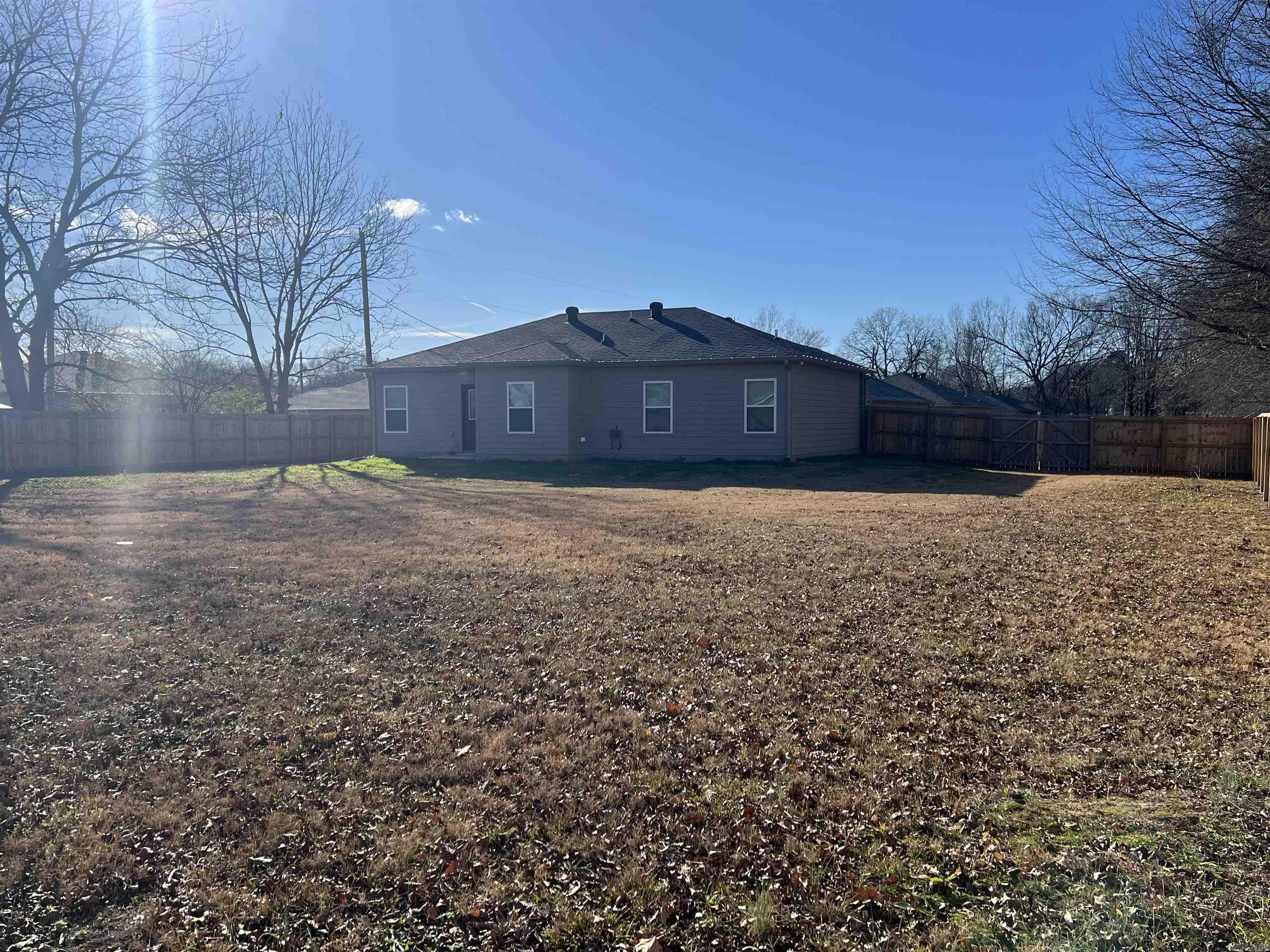519 E Mississippi  Beebe, AR