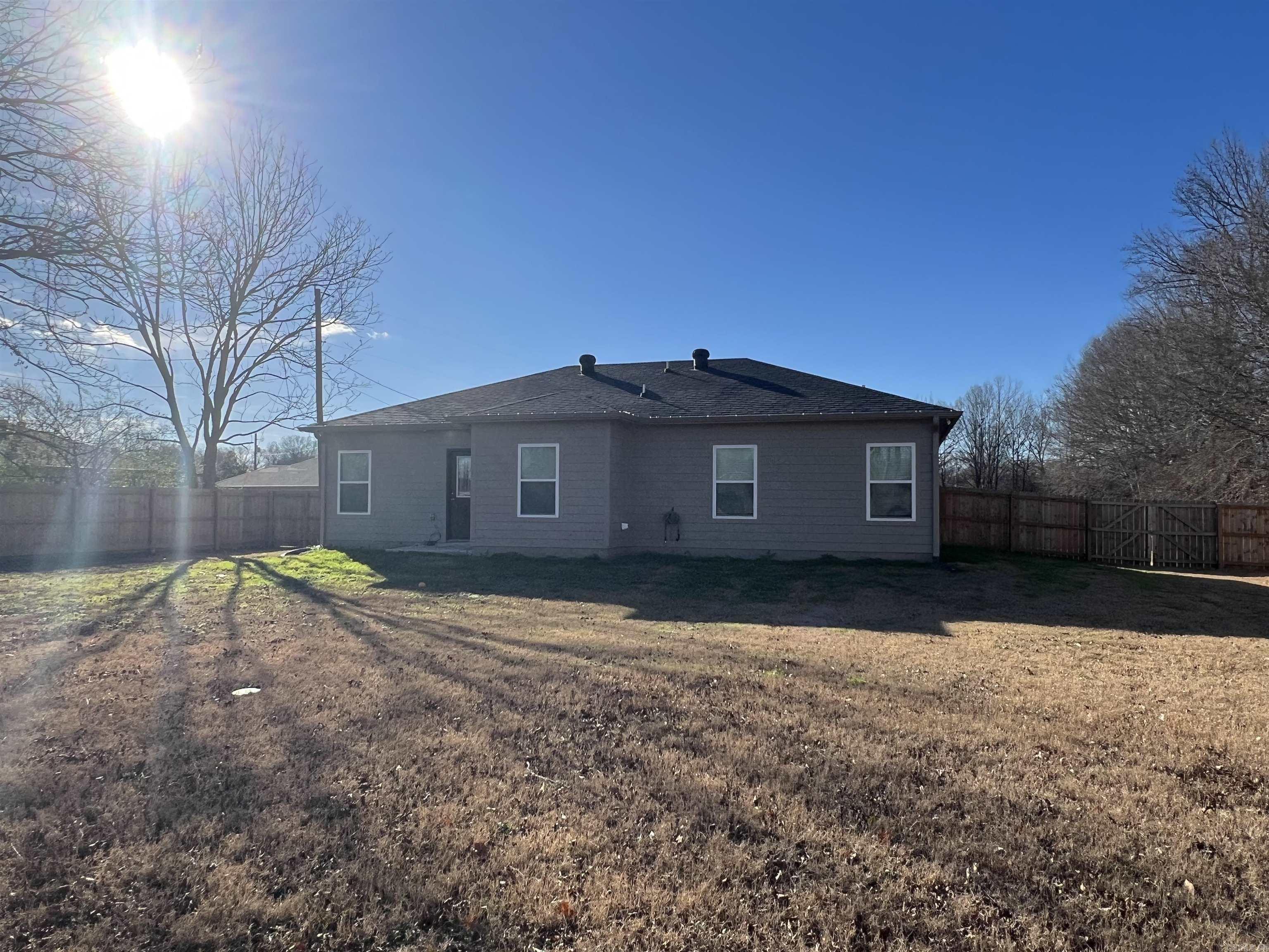 519 E Mississippi  Beebe, AR