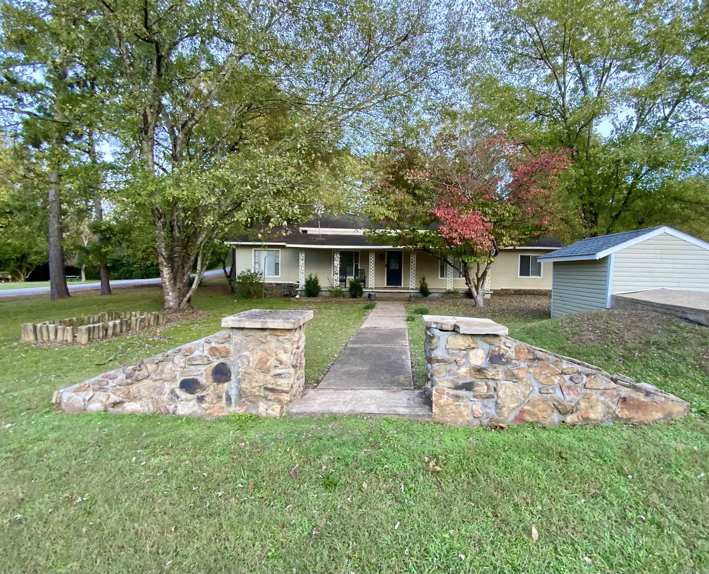 1101 S 8th  Heber Springs, AR