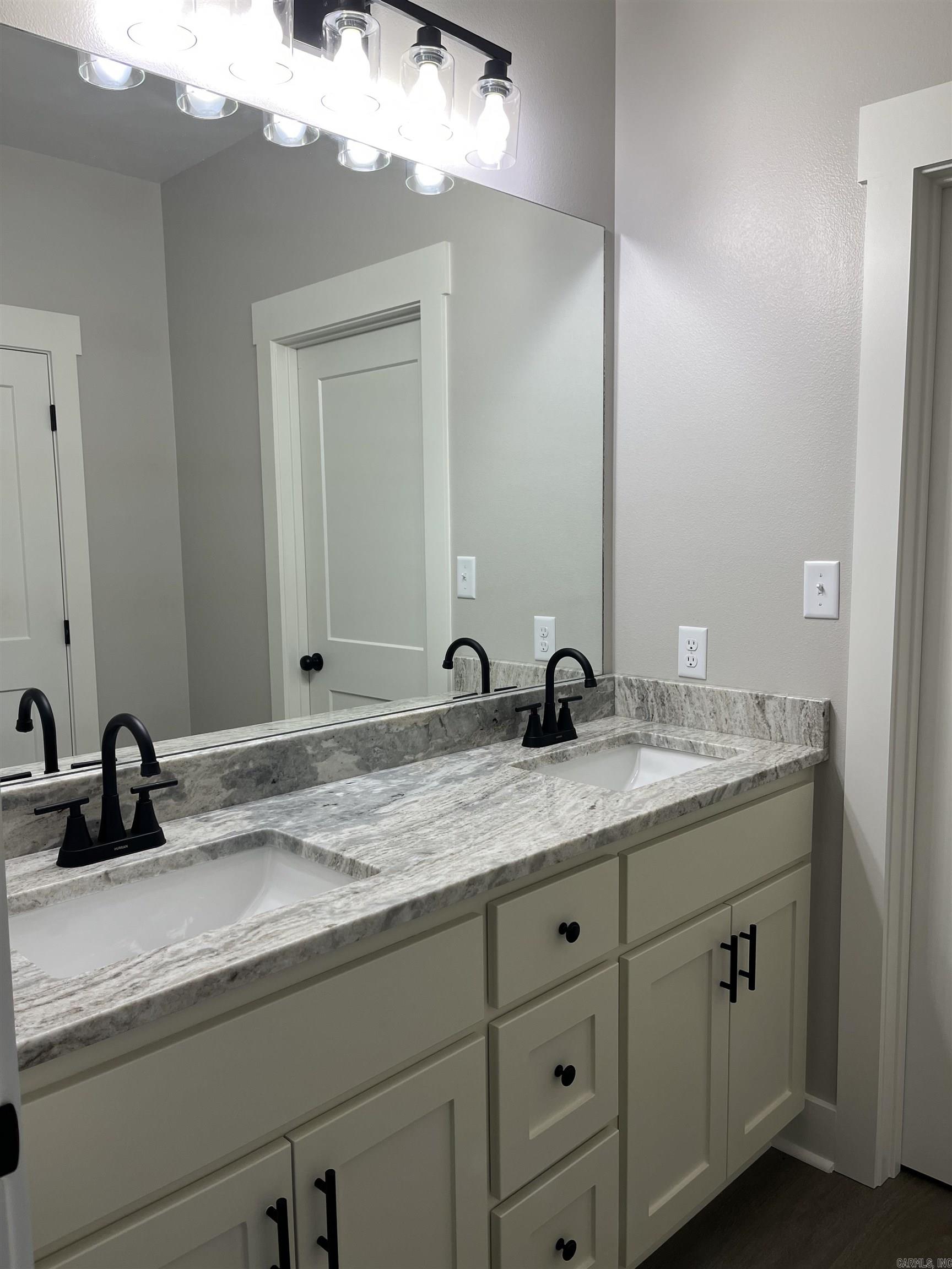 702 W Gum  Sheridan, AR