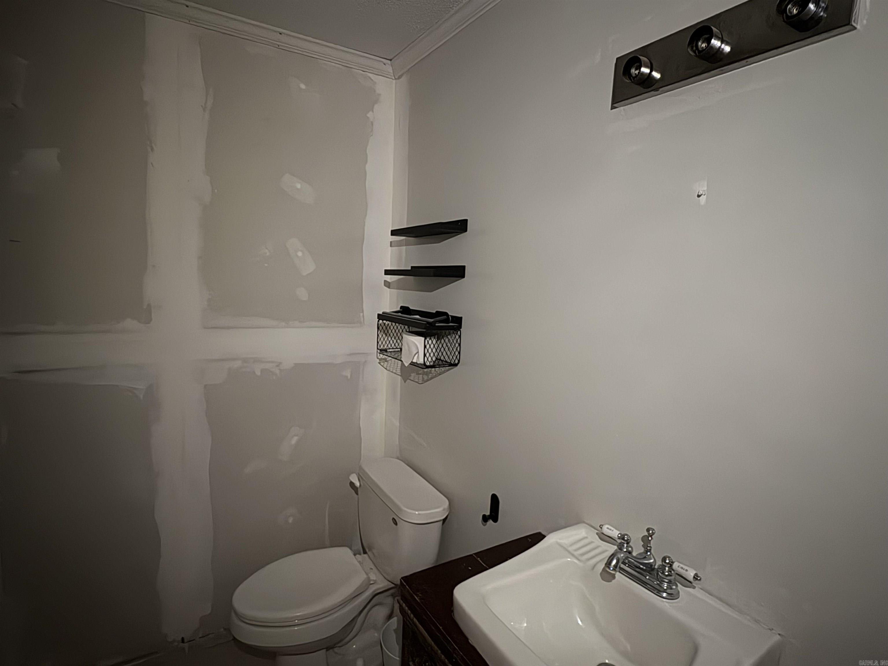 725 Saint Regis  West Helena, AR