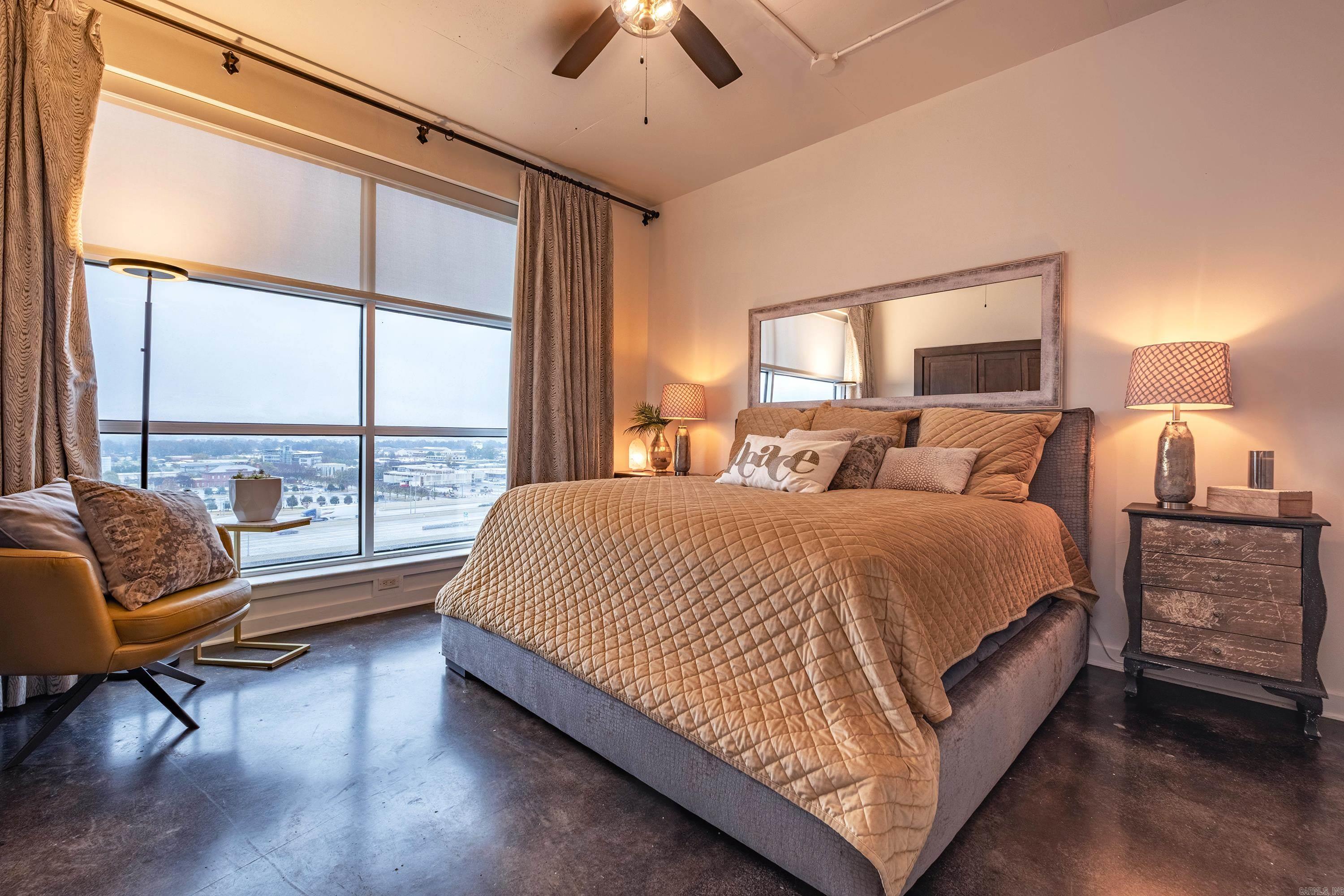 521 President Clinton  Little Rock, AR