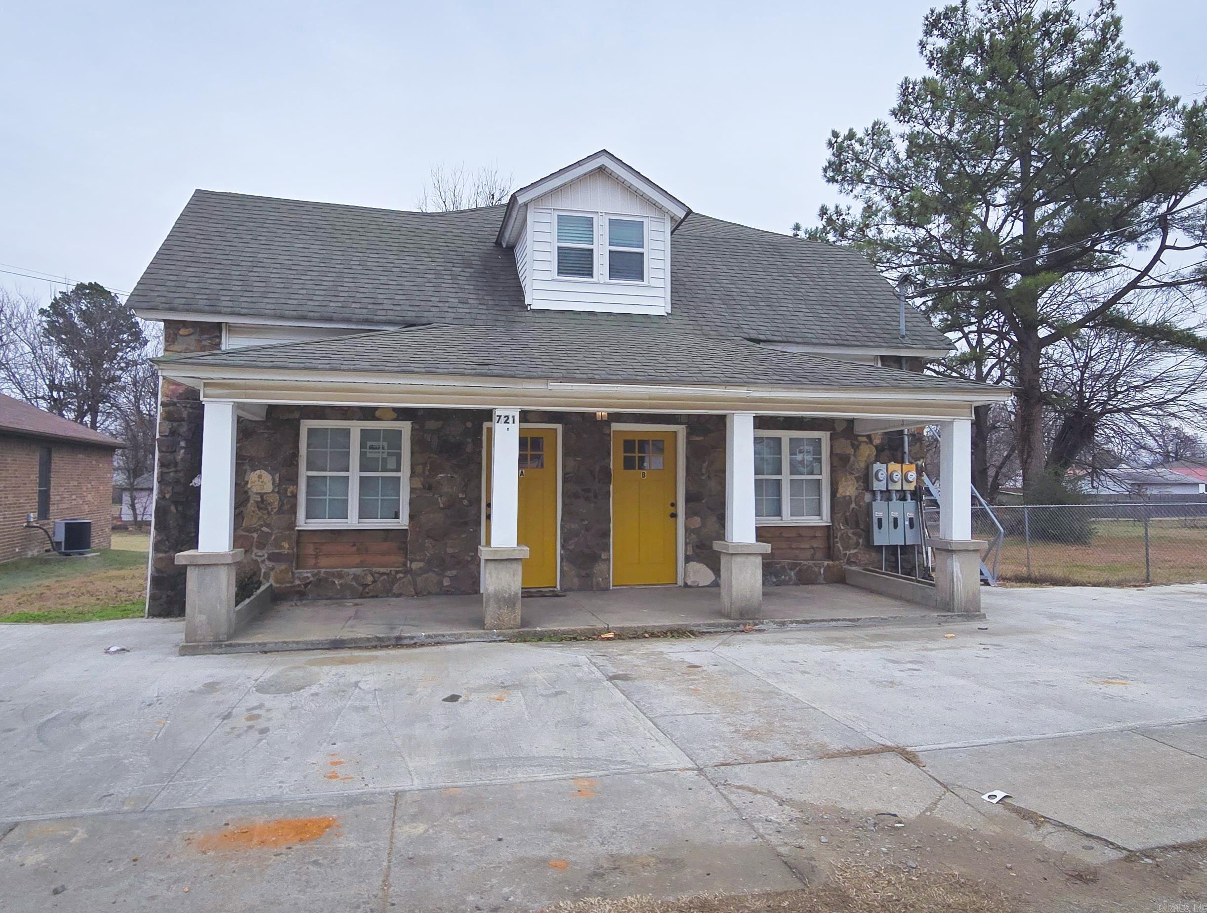 721 N 2nd (Unit B)  Paragould, AR