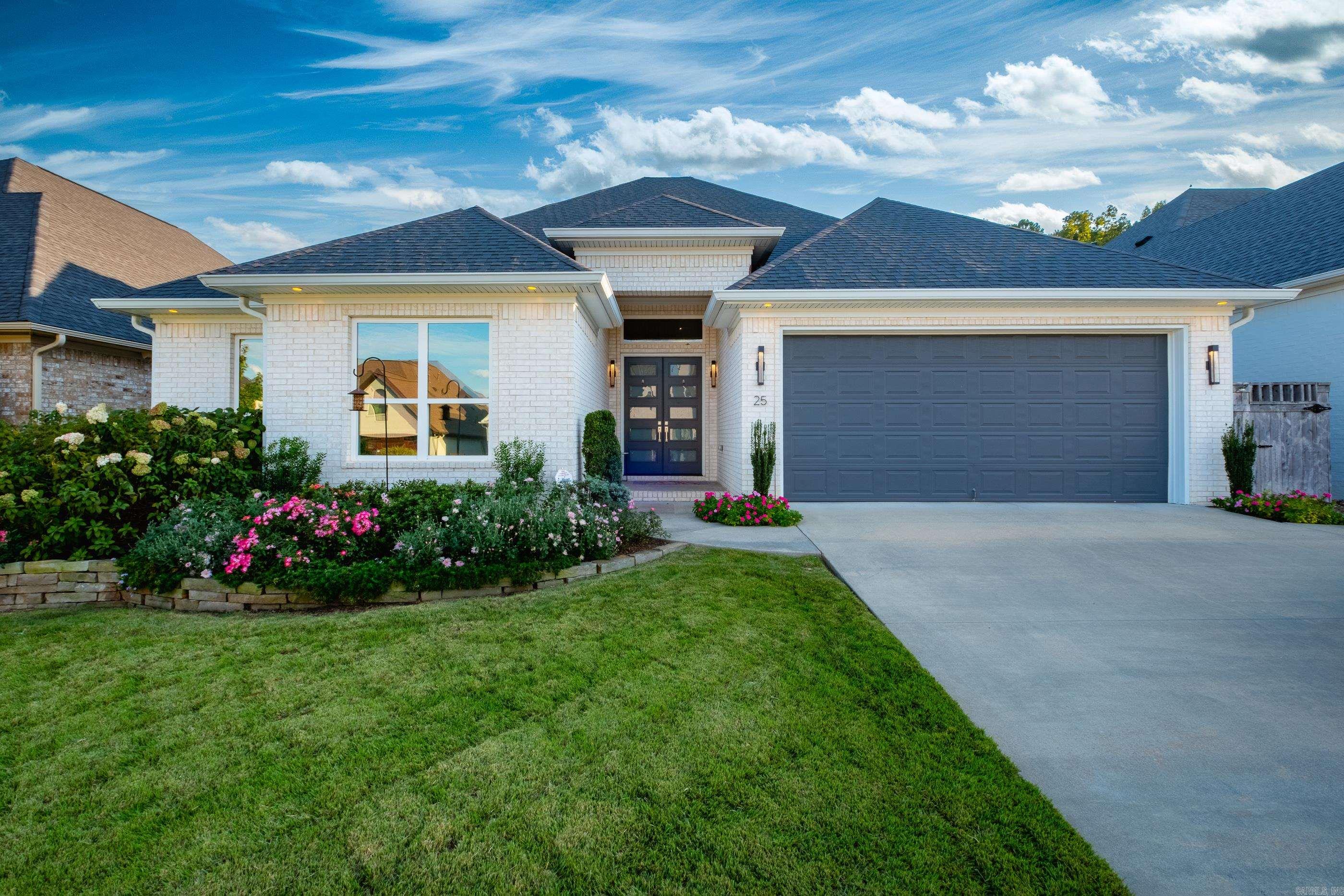 25 Belles Fleurs  Little Rock, AR